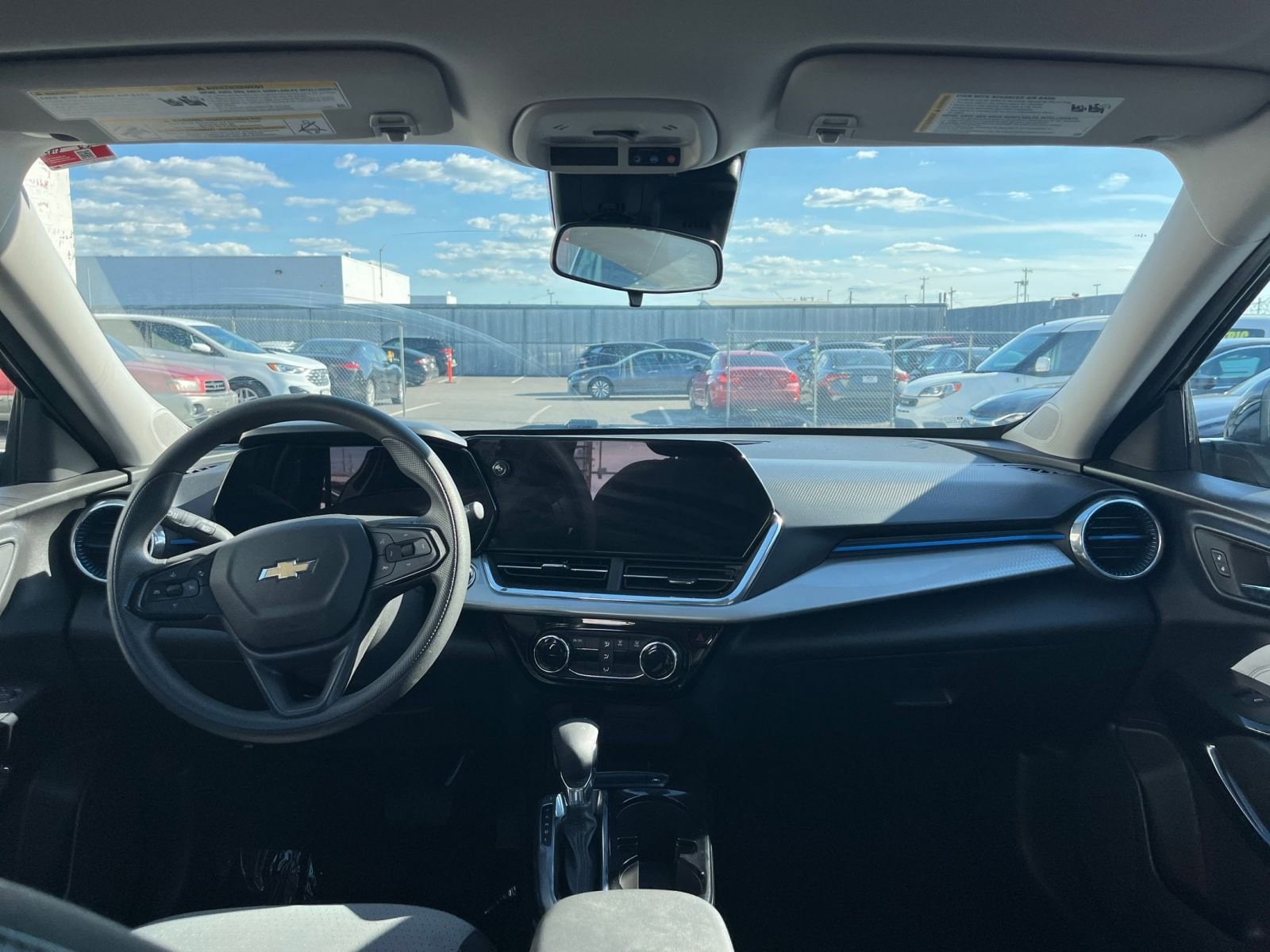 Thumbnail: 2025 Chevrolet Trax - 33