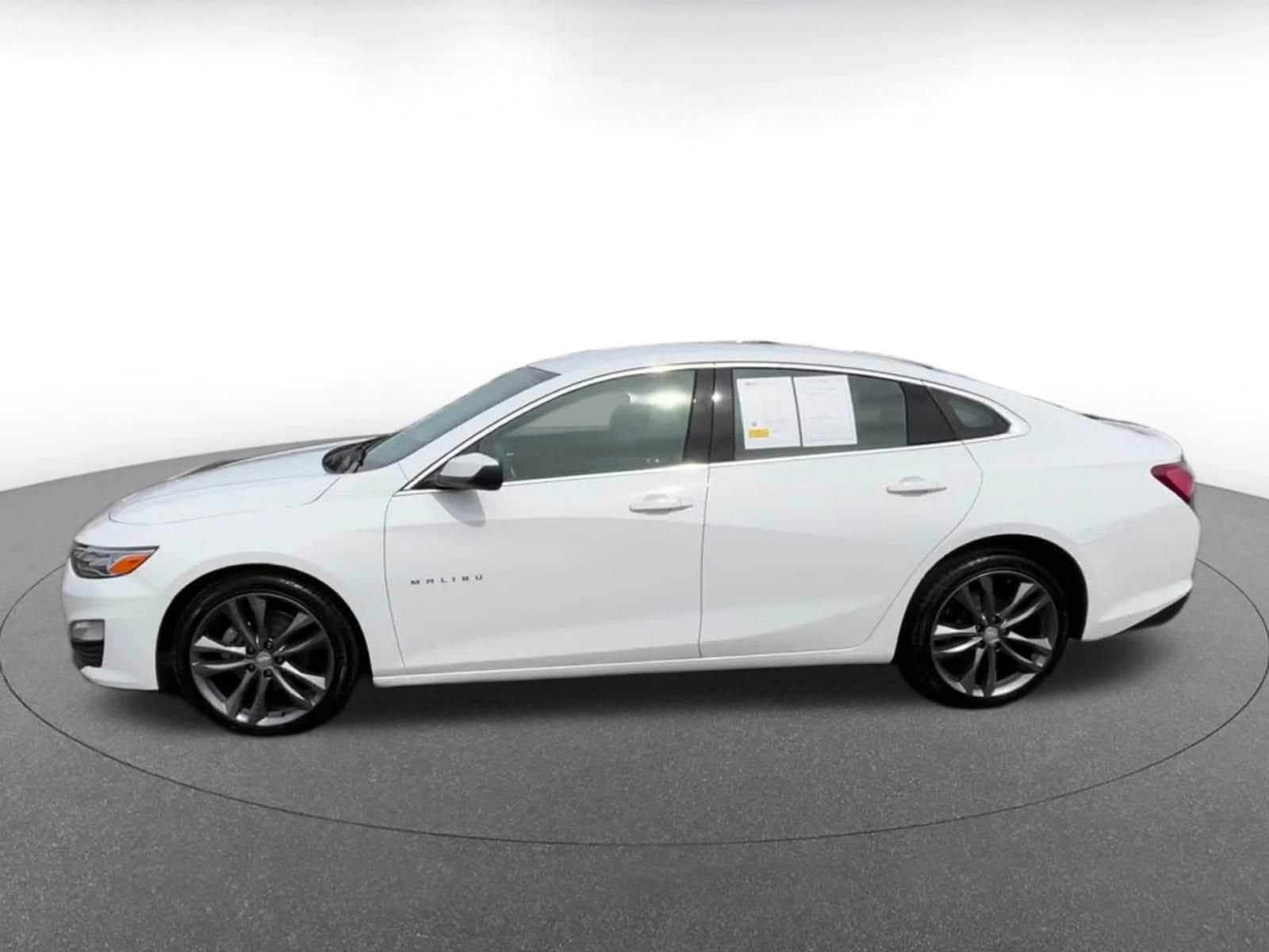 Thumbnail: 2024 Chevrolet Malibu - 8