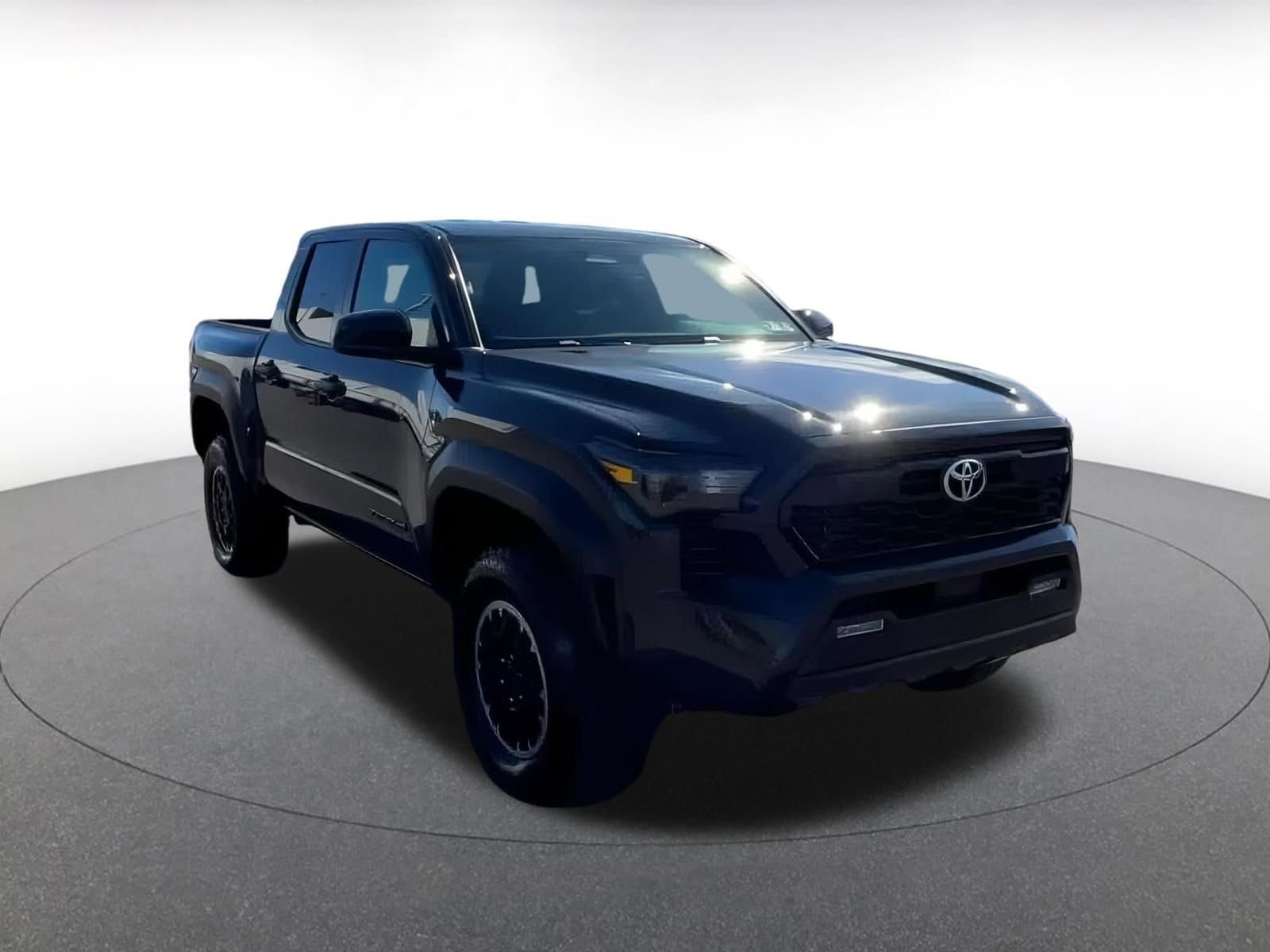 Thumbnail: 2025 Toyota Tacoma - 3