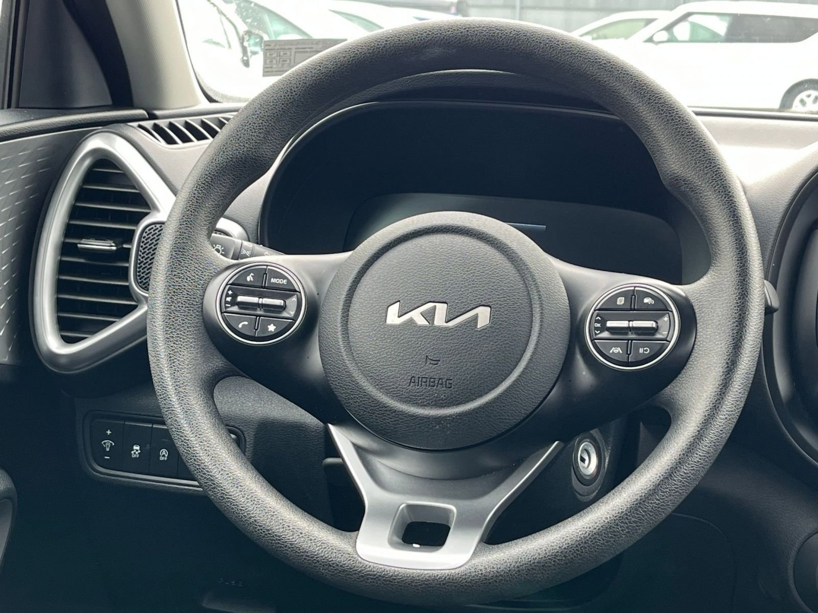 Thumbnail: 2025 Kia Soul - 26