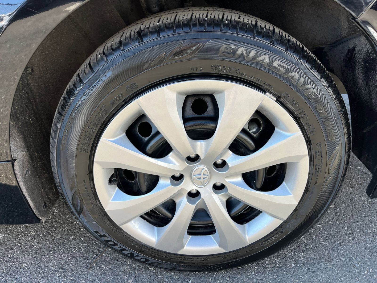 Thumbnail: 2025 Toyota Corolla - 29