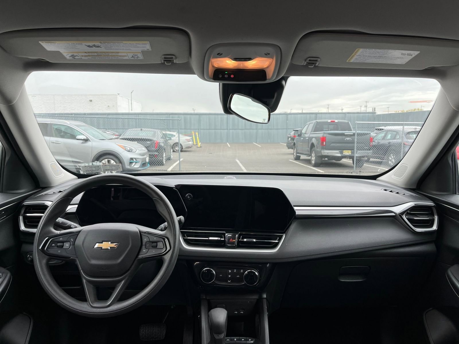 Thumbnail: 2025 Chevrolet TrailBlazer - 31