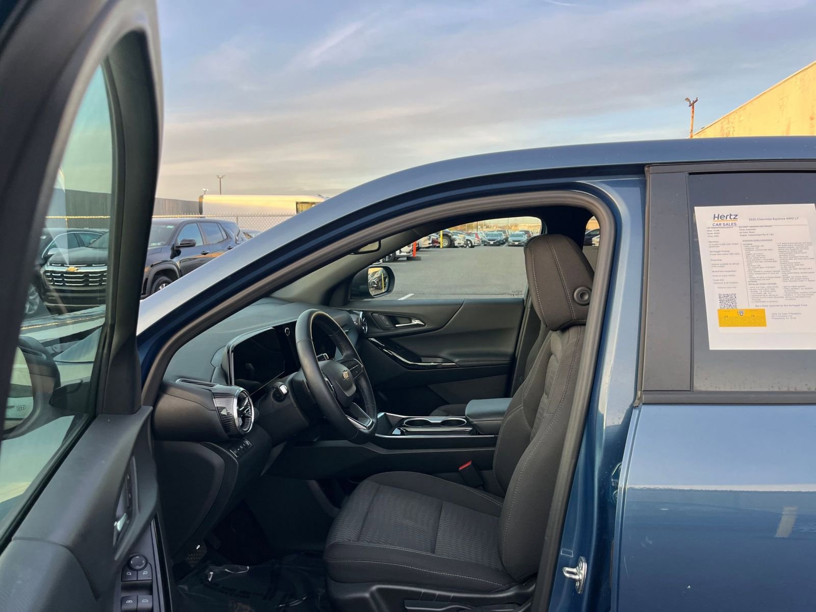 Thumbnail: 2025 Chevrolet Equinox - 26