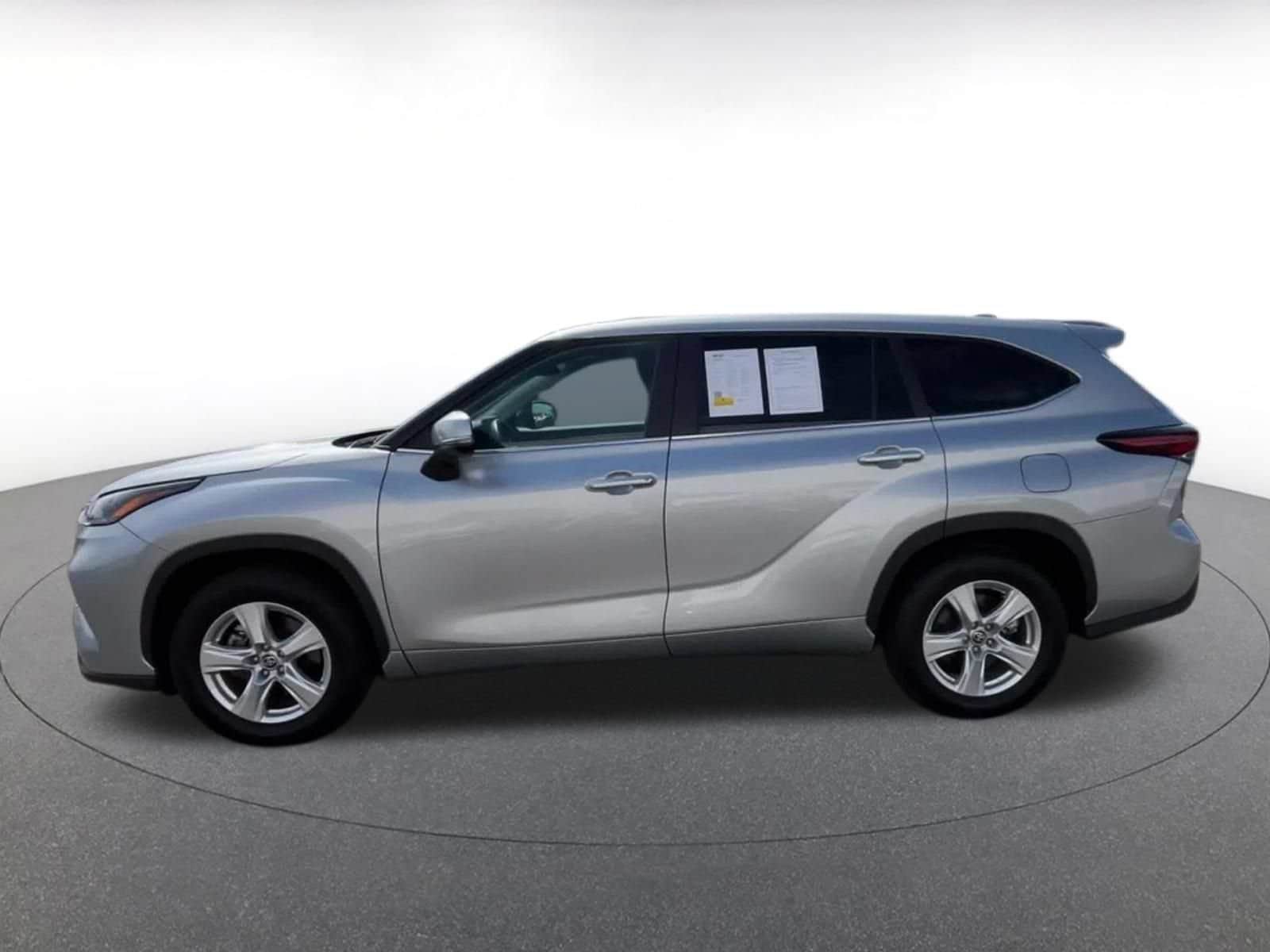 Thumbnail: 2025 Toyota Highlander - 7