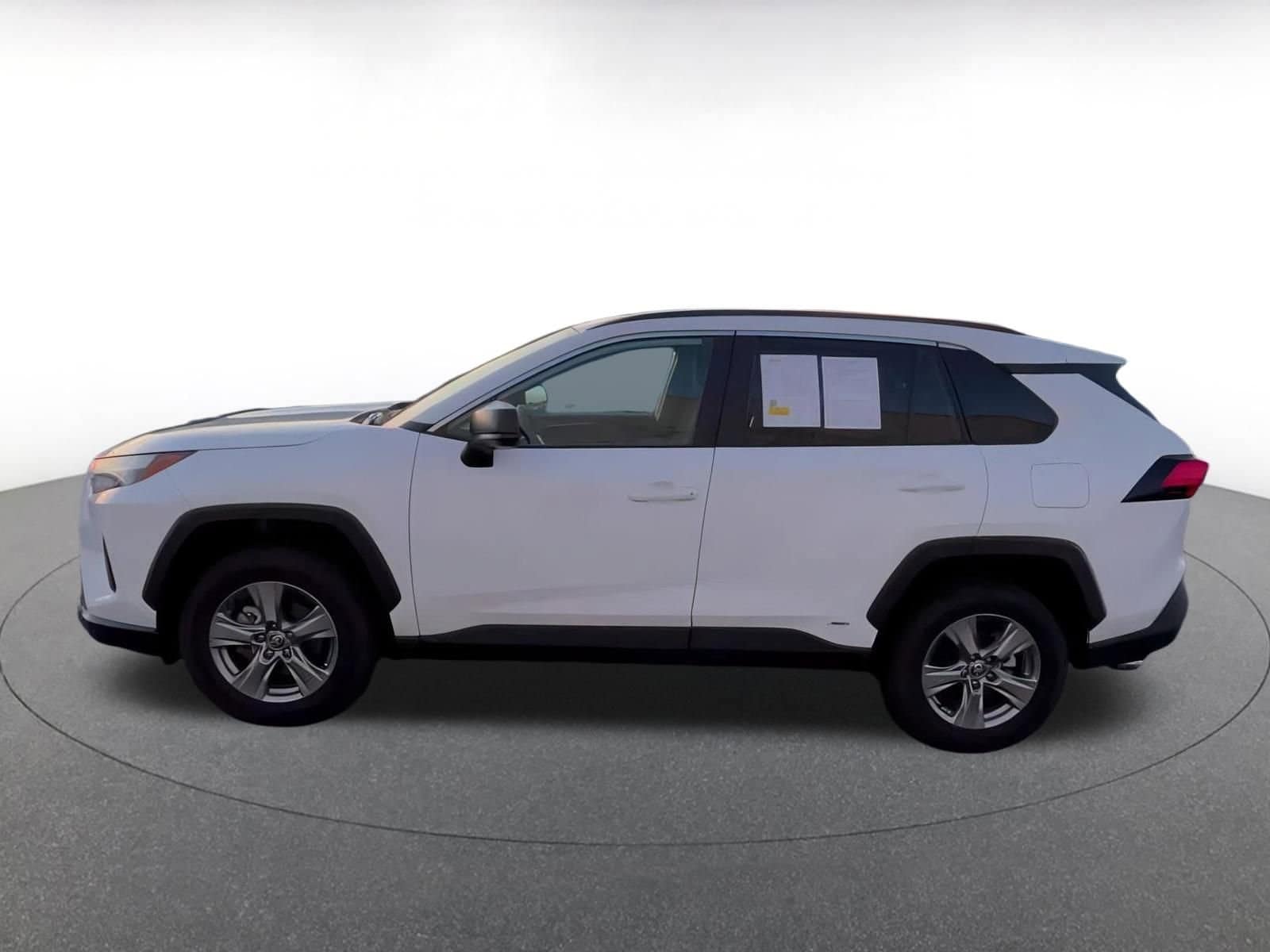 Thumbnail: 2025 Toyota RAV4 - 7