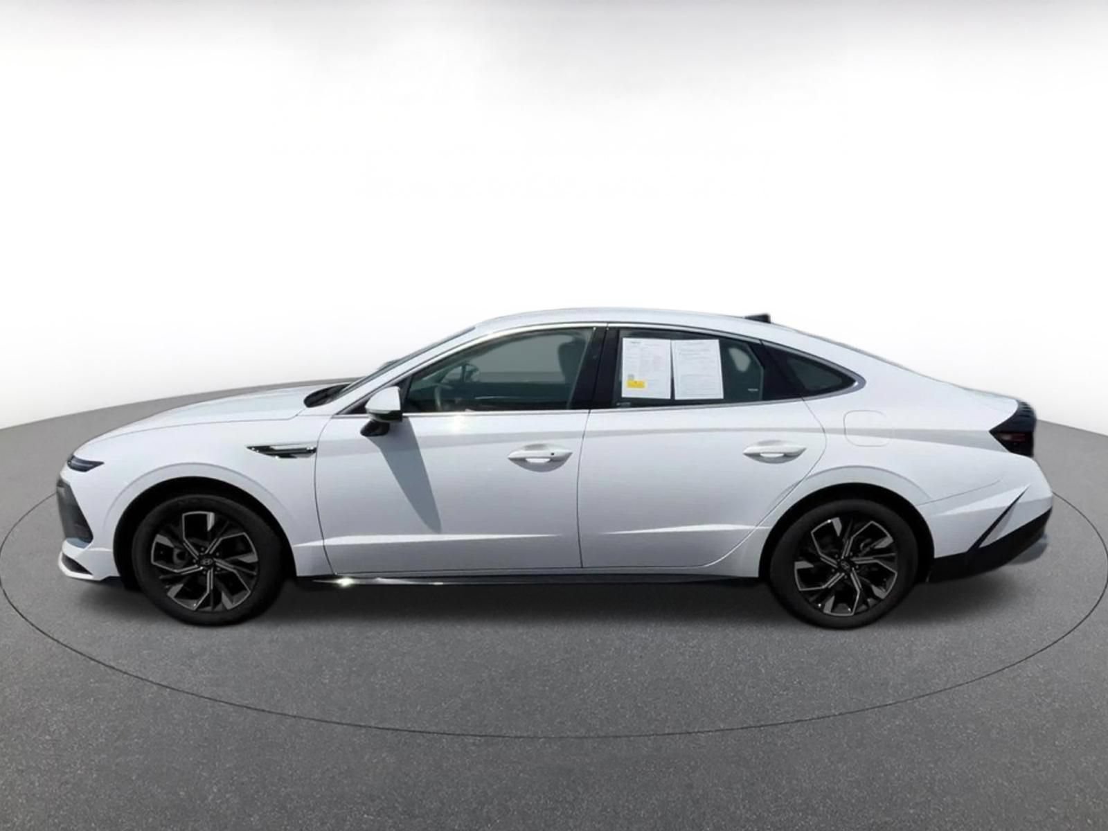 Thumbnail: 2025 Hyundai Sonata - 12