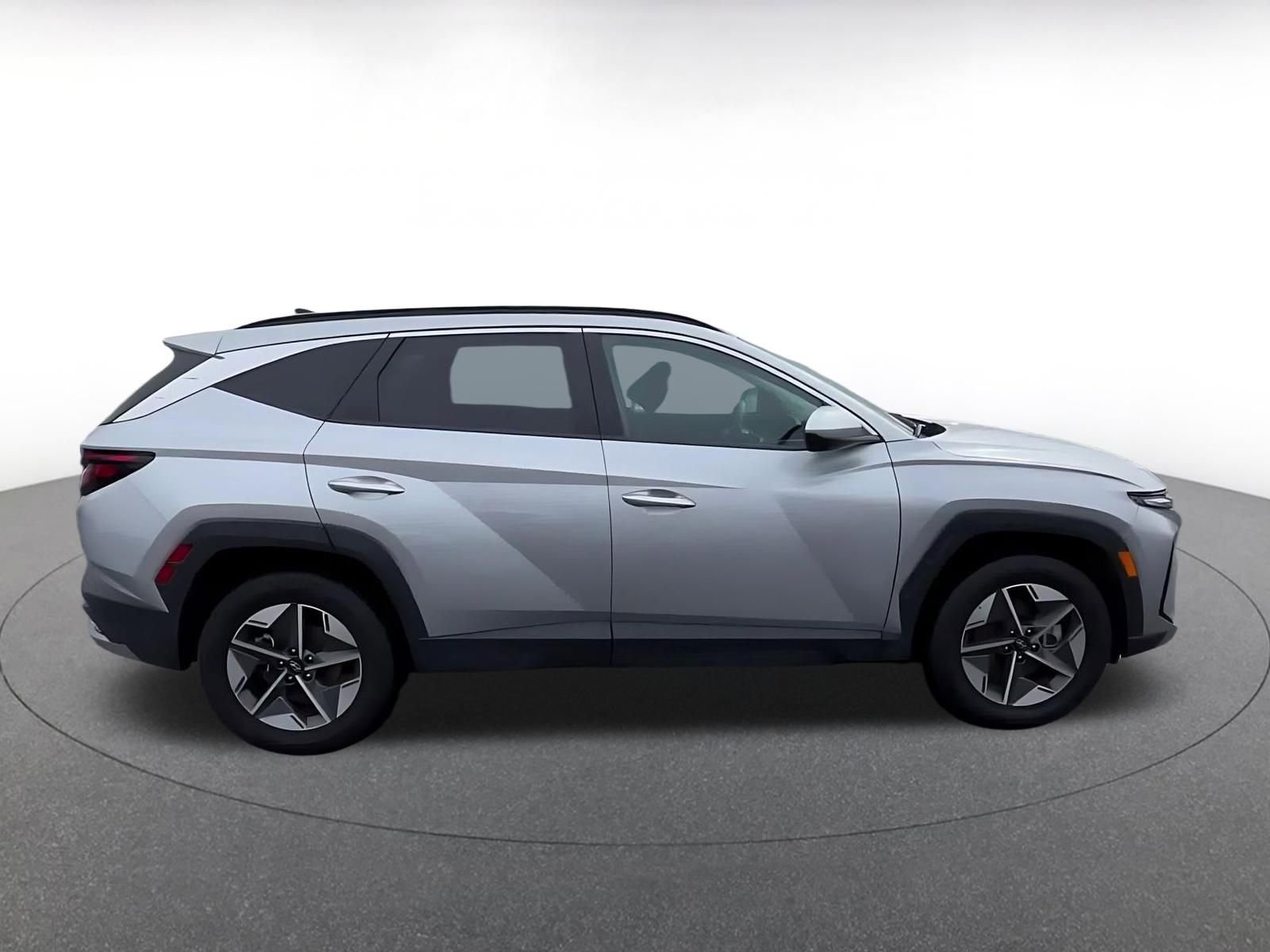 Thumbnail: 2025 Hyundai Tucson - 16