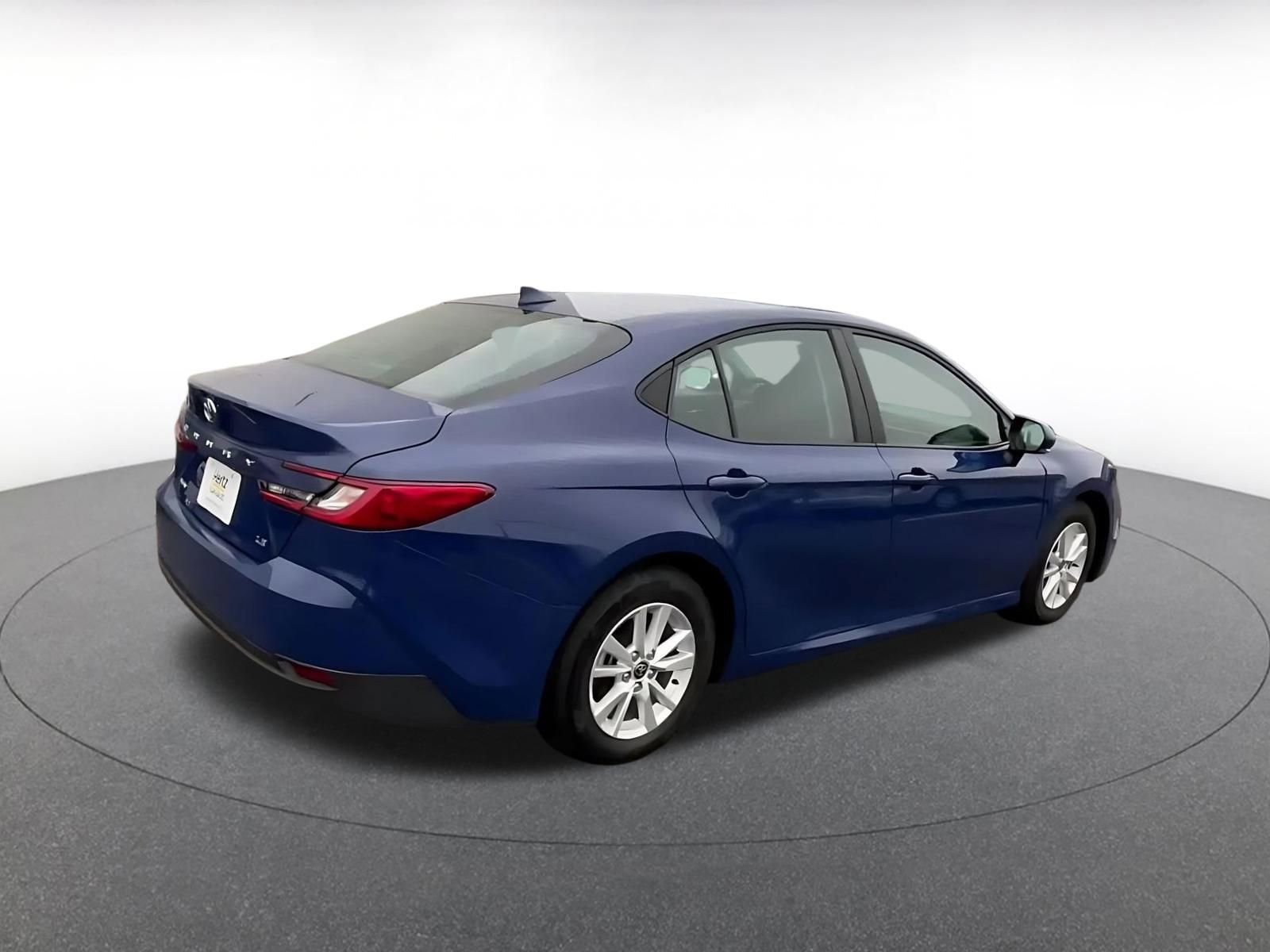 Thumbnail: 2025 Toyota Camry - 15