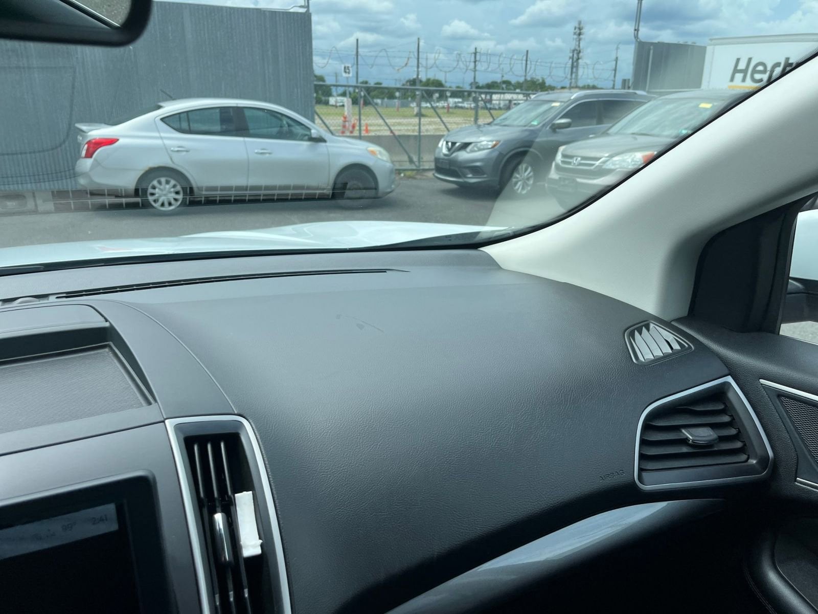 Thumbnail: 2023 Ford Edge - 35