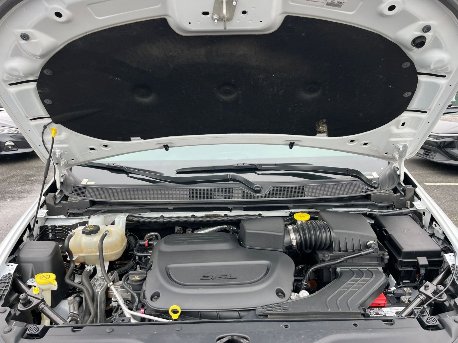 Thumbnail: 2023 Chrysler Voyager - 34