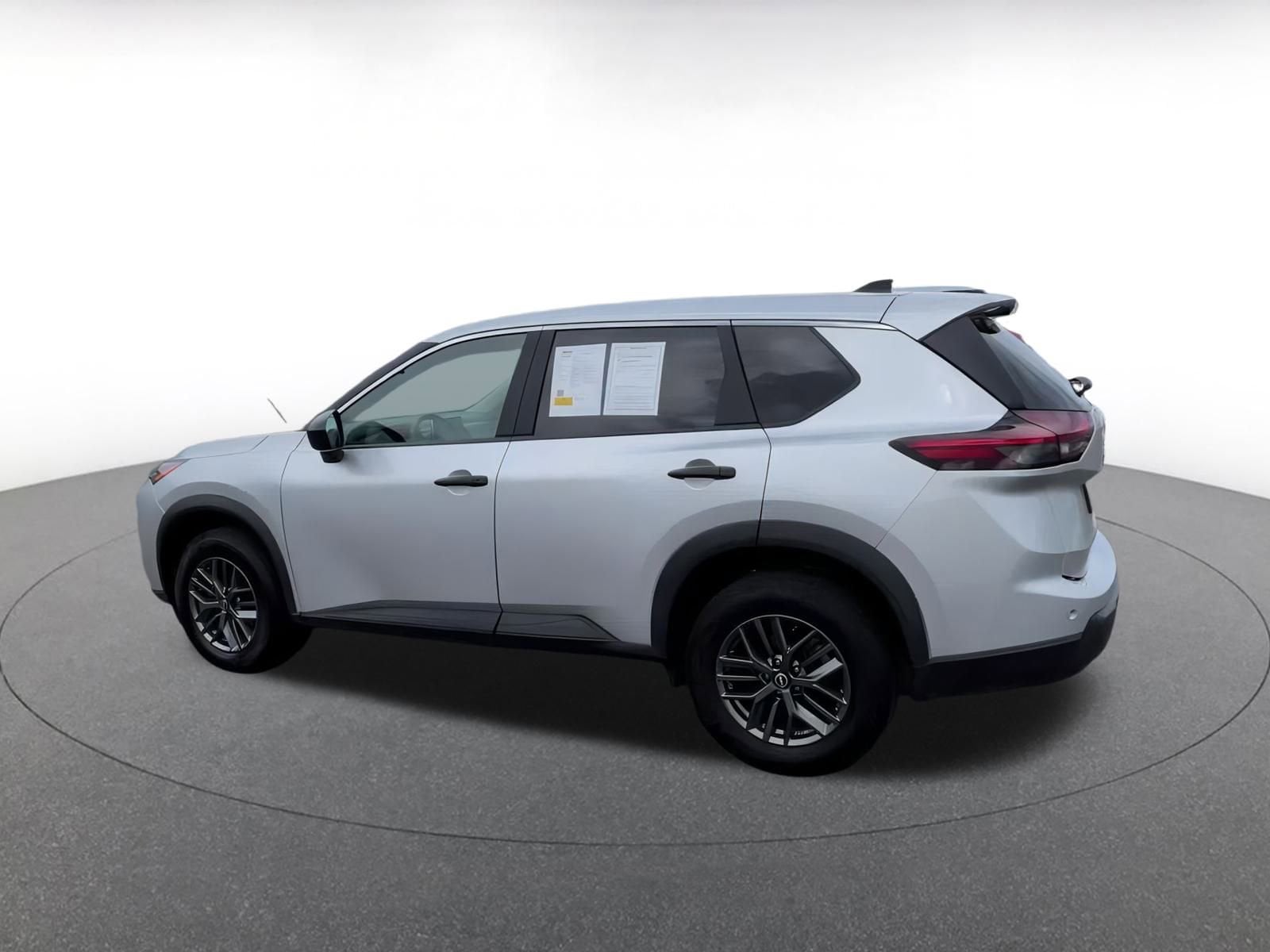 Thumbnail: 2024 Nissan Rogue - 10