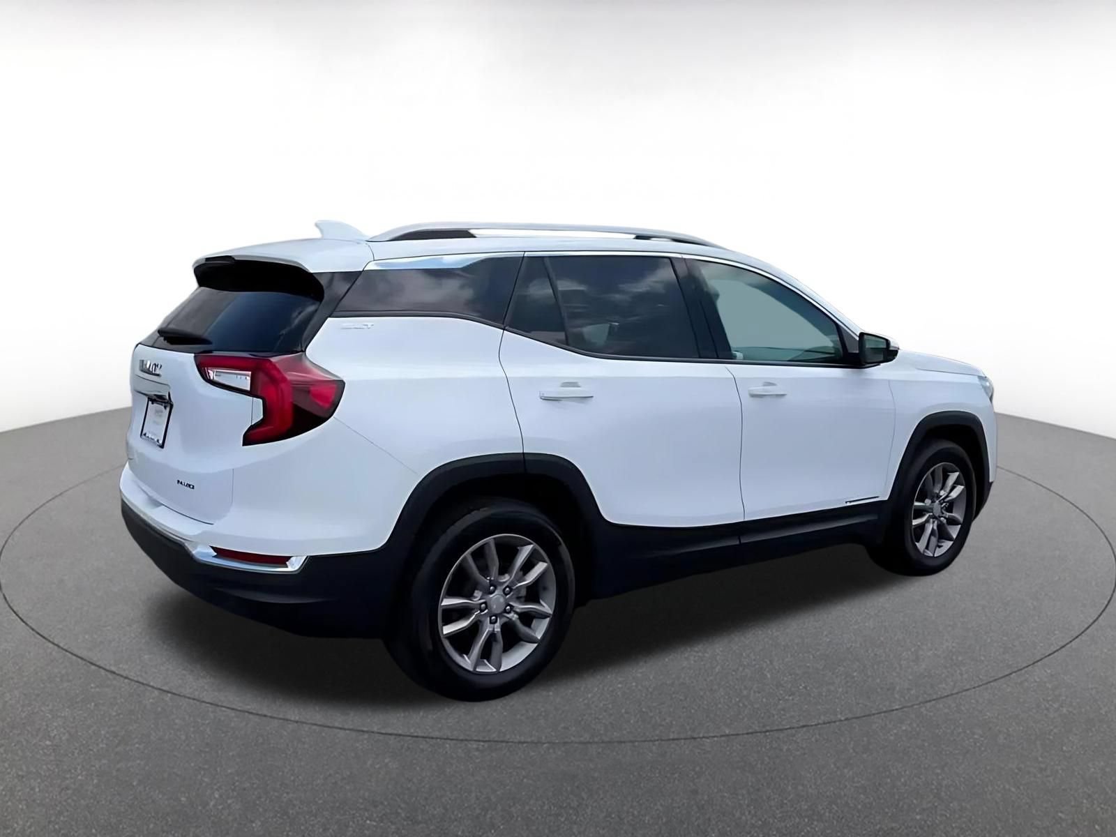 Thumbnail: 2024 GMC Terrain - 11