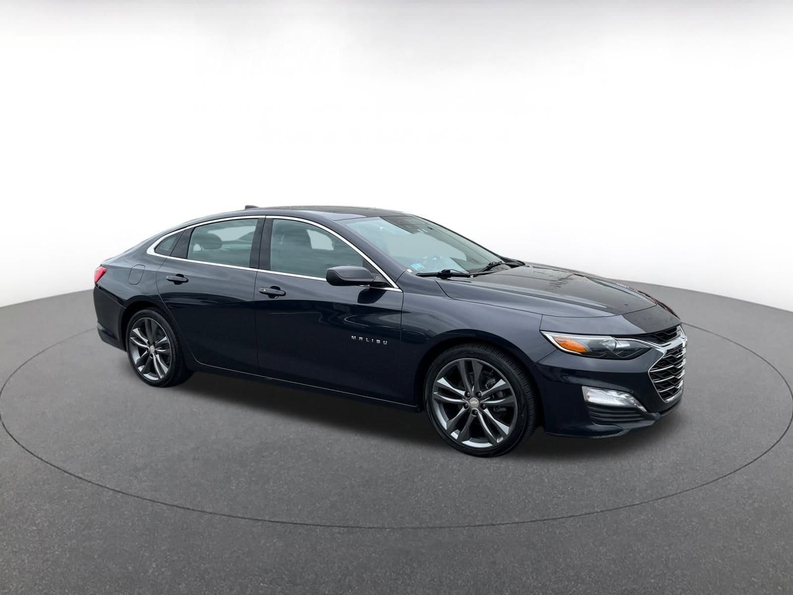 Thumbnail: 2023 Chevrolet Malibu - 1