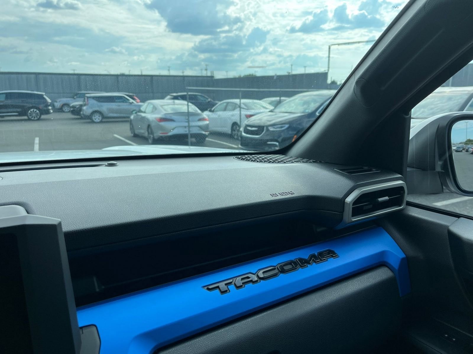 Thumbnail: 2025 Toyota Tacoma - 34