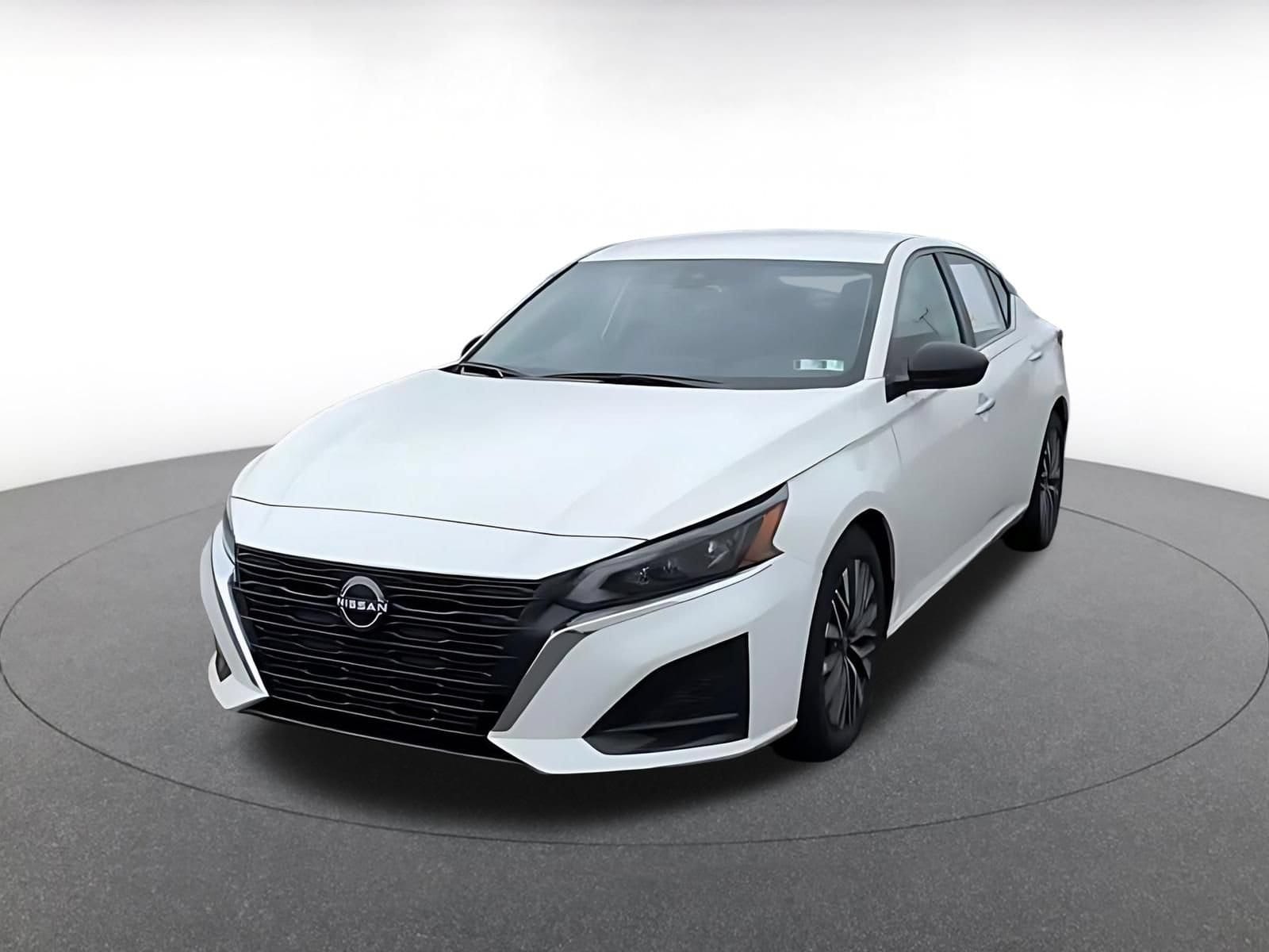 Thumbnail: 2025 Nissan Altima - 6
