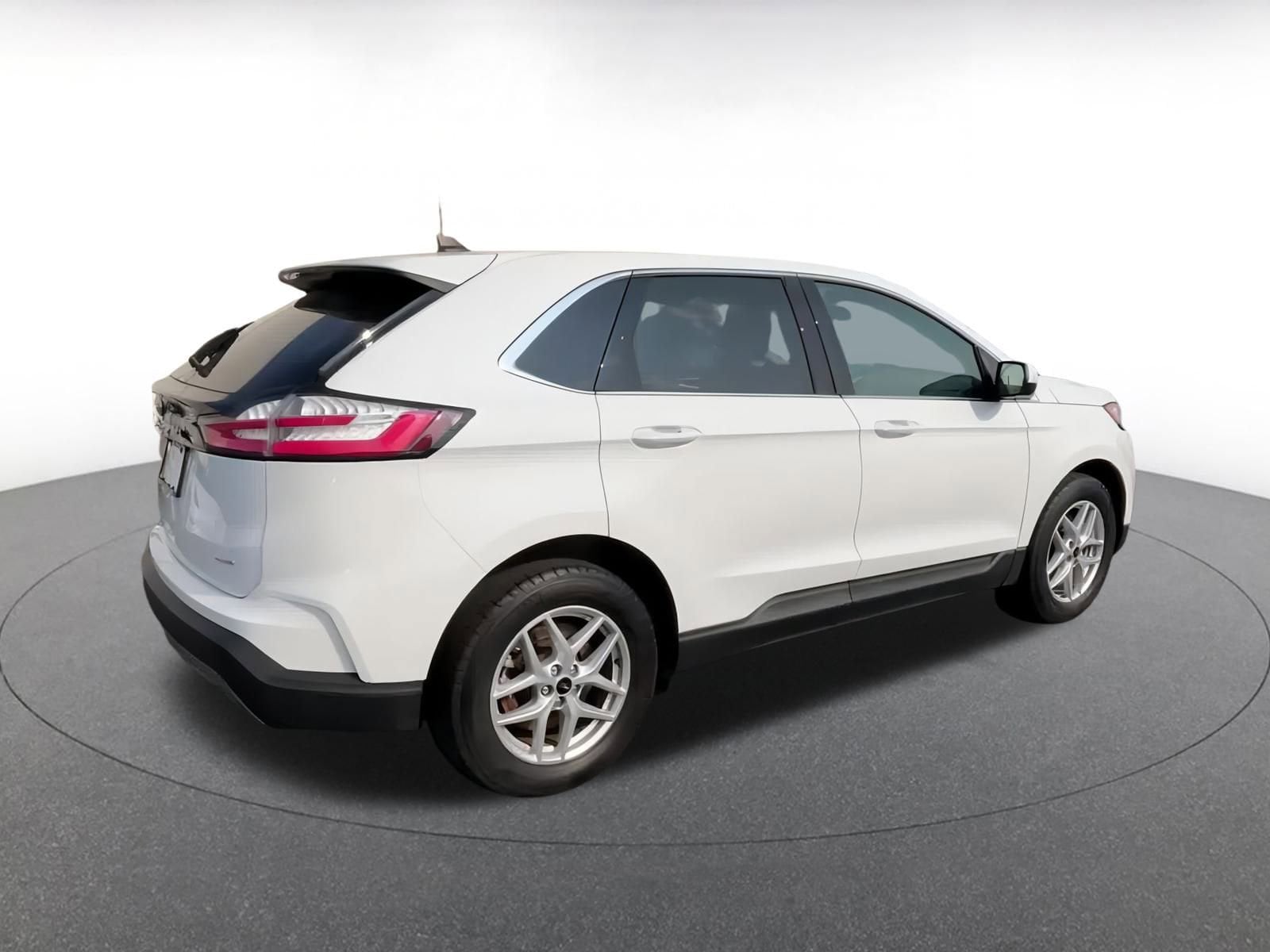 Thumbnail: 2024 Ford Edge - 13