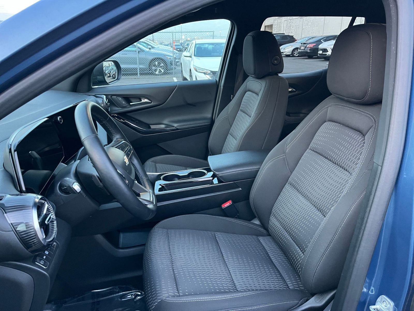 Thumbnail: 2025 Chevrolet Equinox - 35