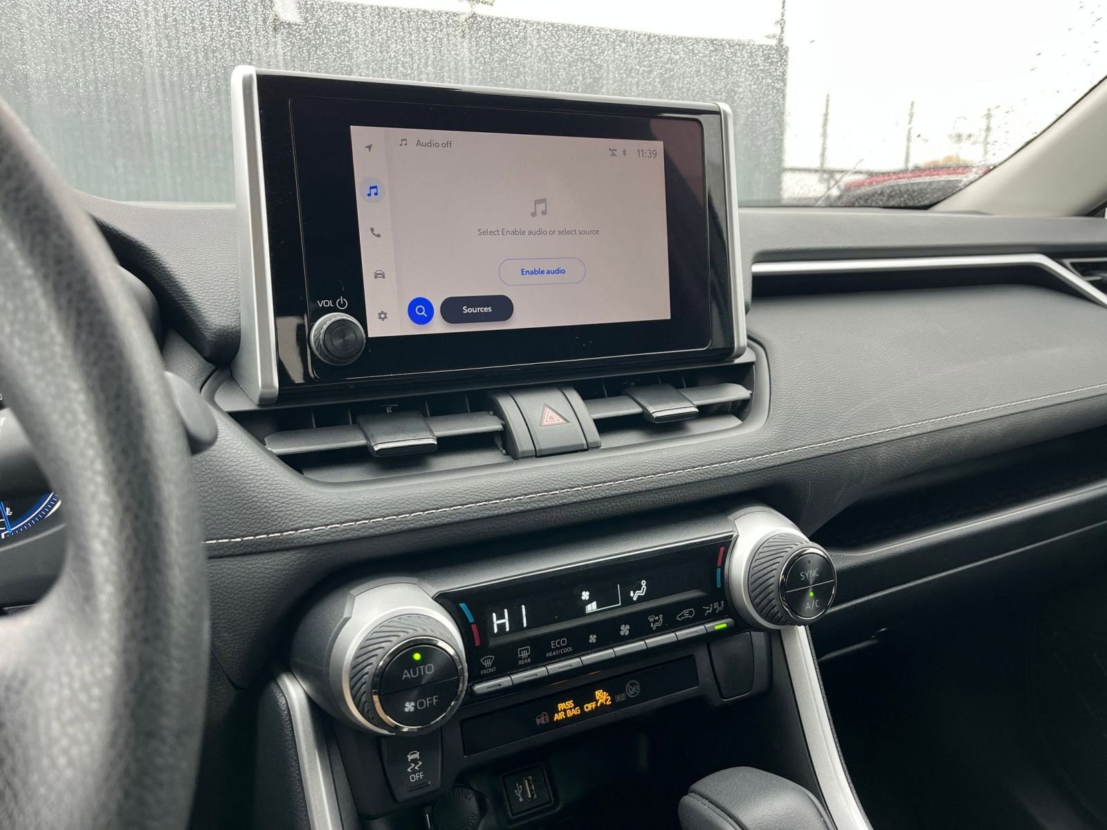 Thumbnail: 2025 Toyota RAV4 - 21