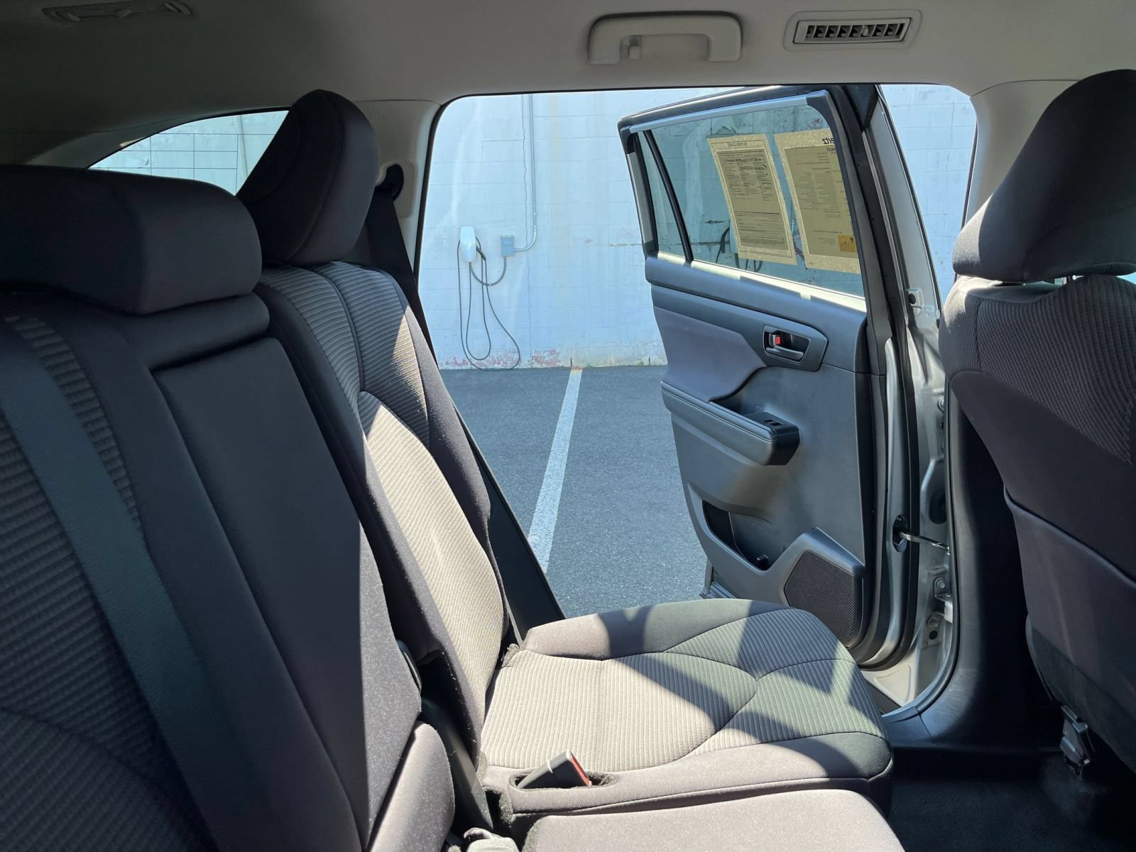 Thumbnail: 2025 Toyota Highlander - 34