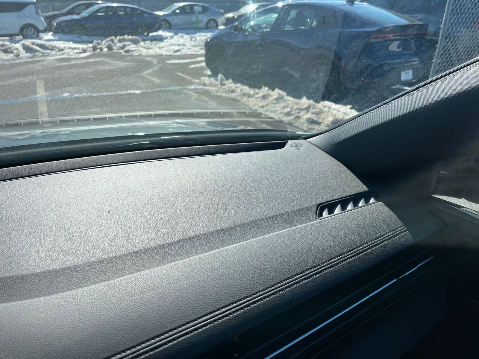 Thumbnail: 2025 Volkswagen Jetta - 33