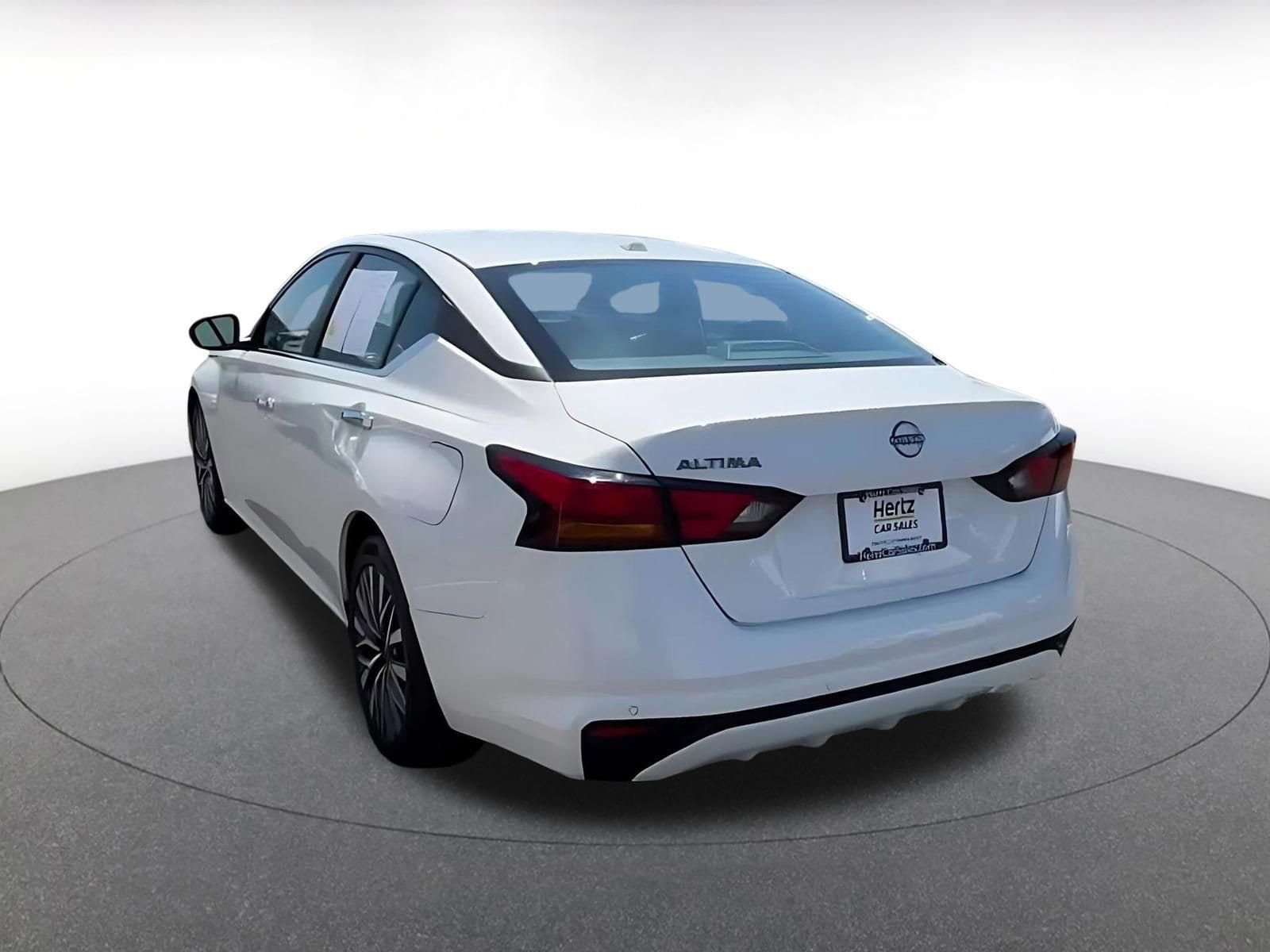 Thumbnail: 2025 Nissan Altima - 11