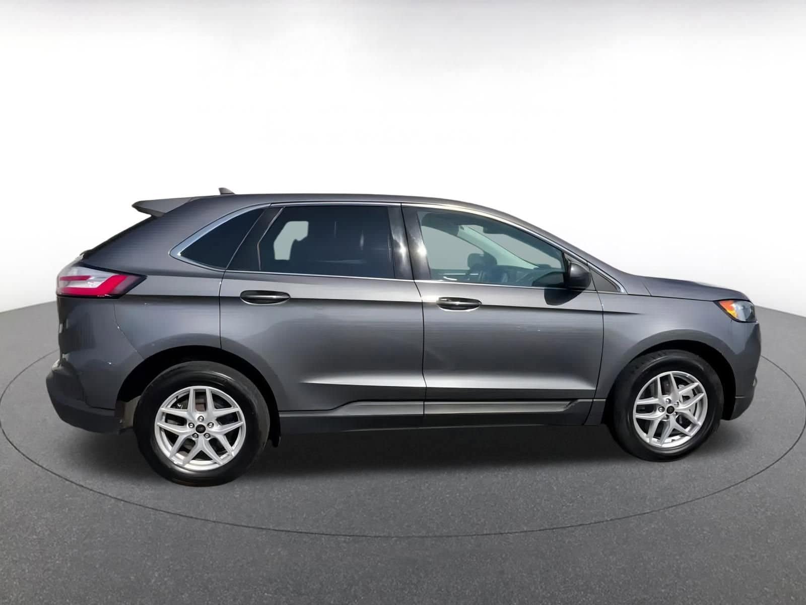 Thumbnail: 2024 Ford Edge - 16