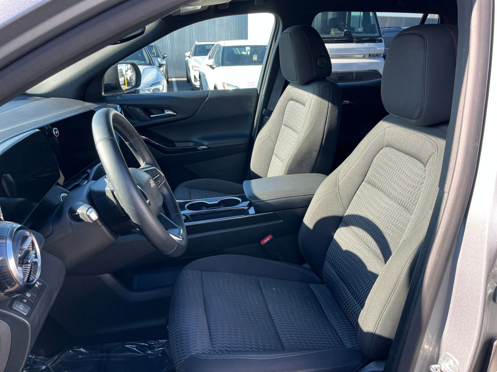 Thumbnail: 2025 Chevrolet Equinox - 35