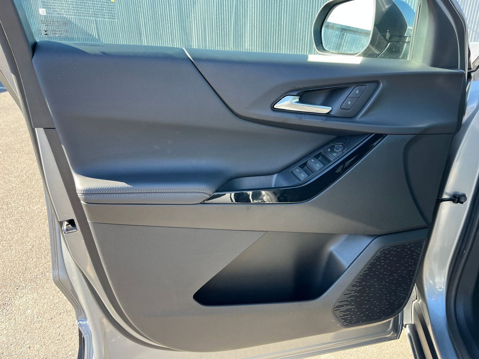 Thumbnail: 2025 Chevrolet Equinox - 20