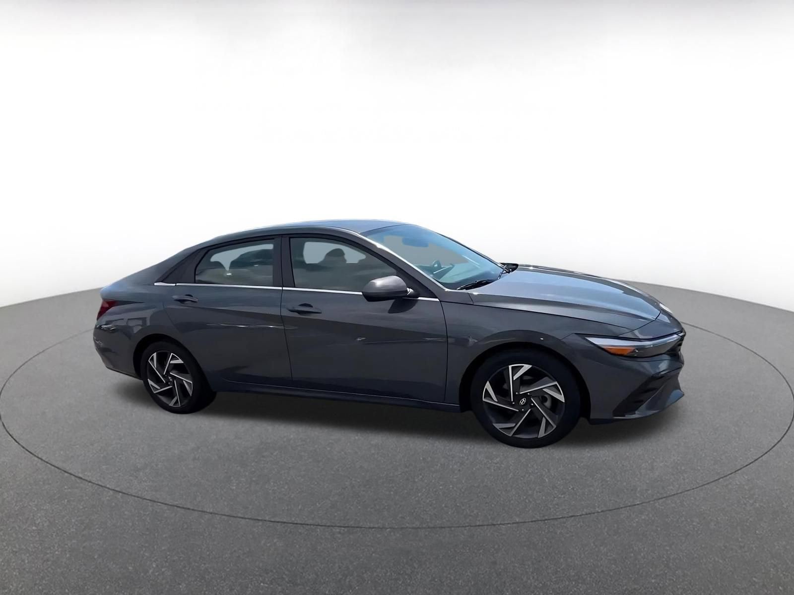 Thumbnail: 2025 Hyundai Elantra - 2