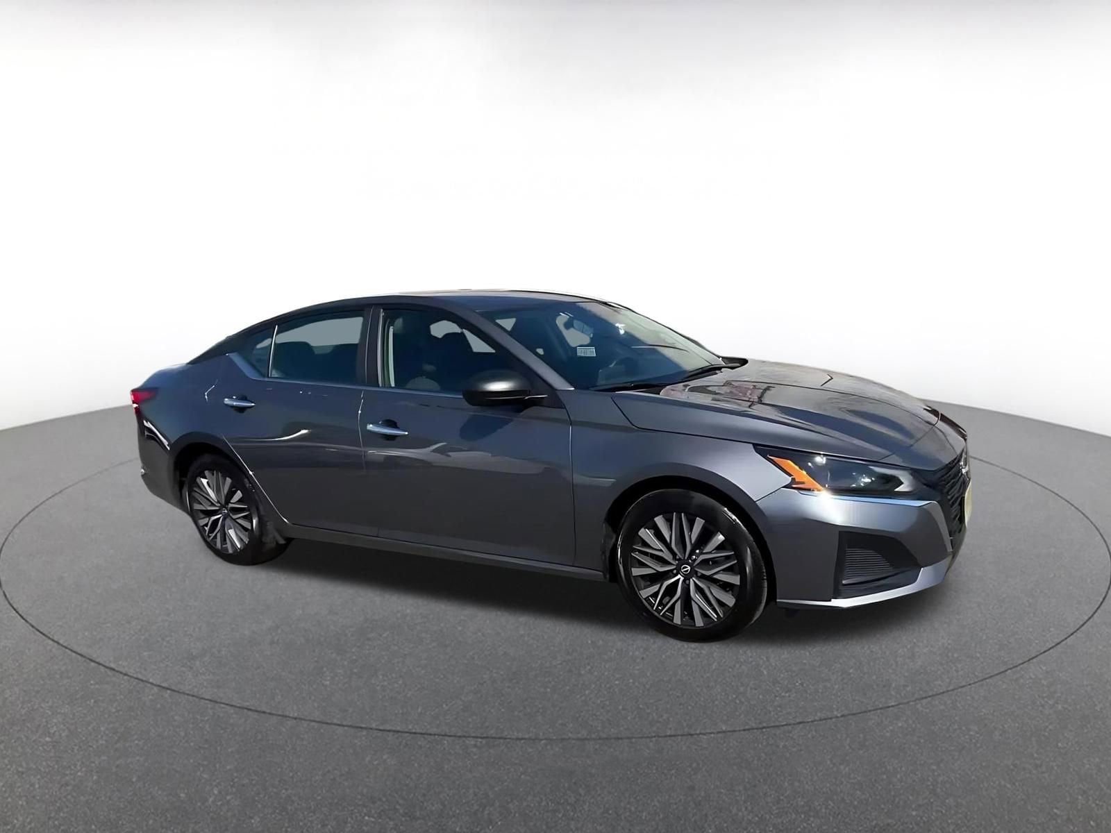 Thumbnail: 2025 Nissan Altima - 2