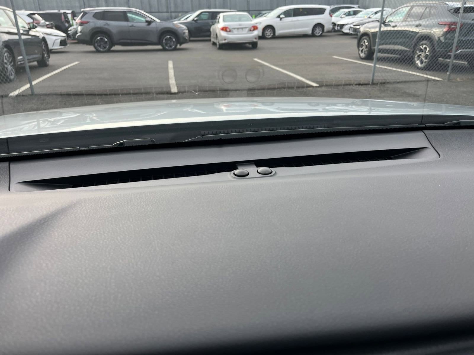 Thumbnail: 2025 Toyota Camry - 18