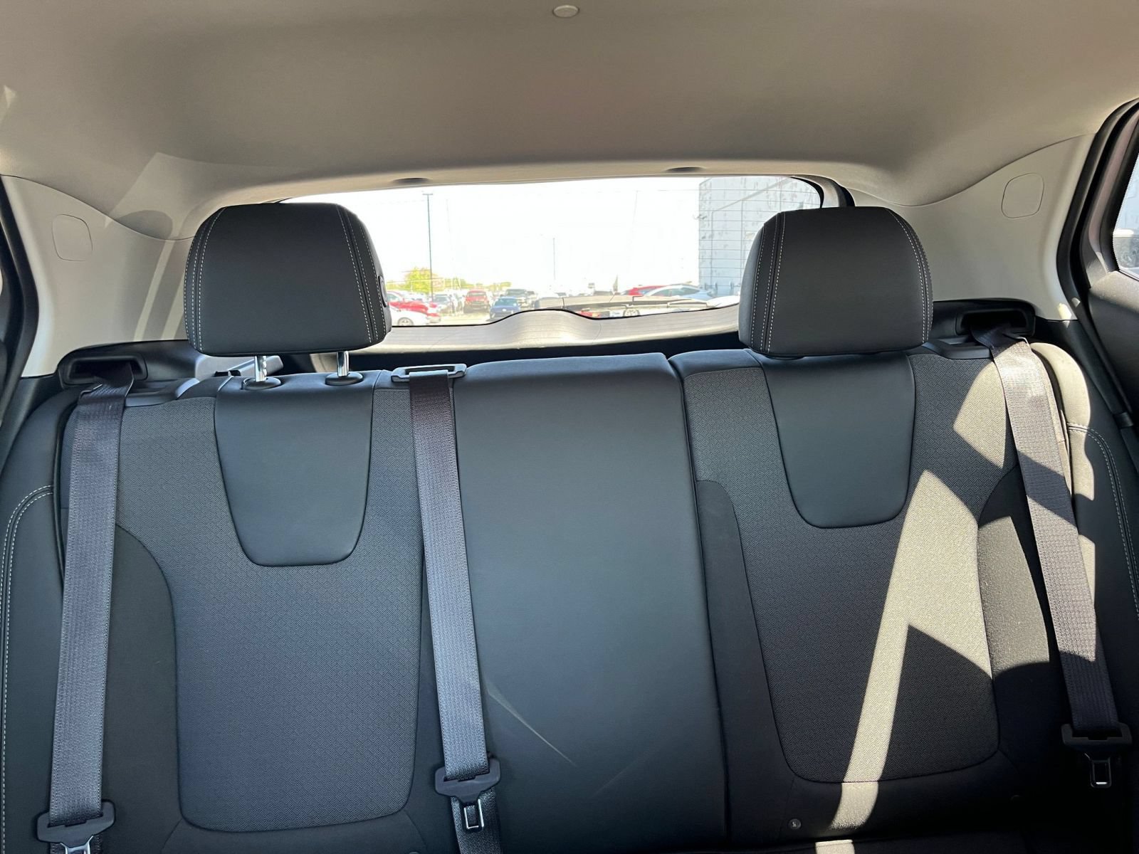 Thumbnail: 2025 Buick Encore GX - 33