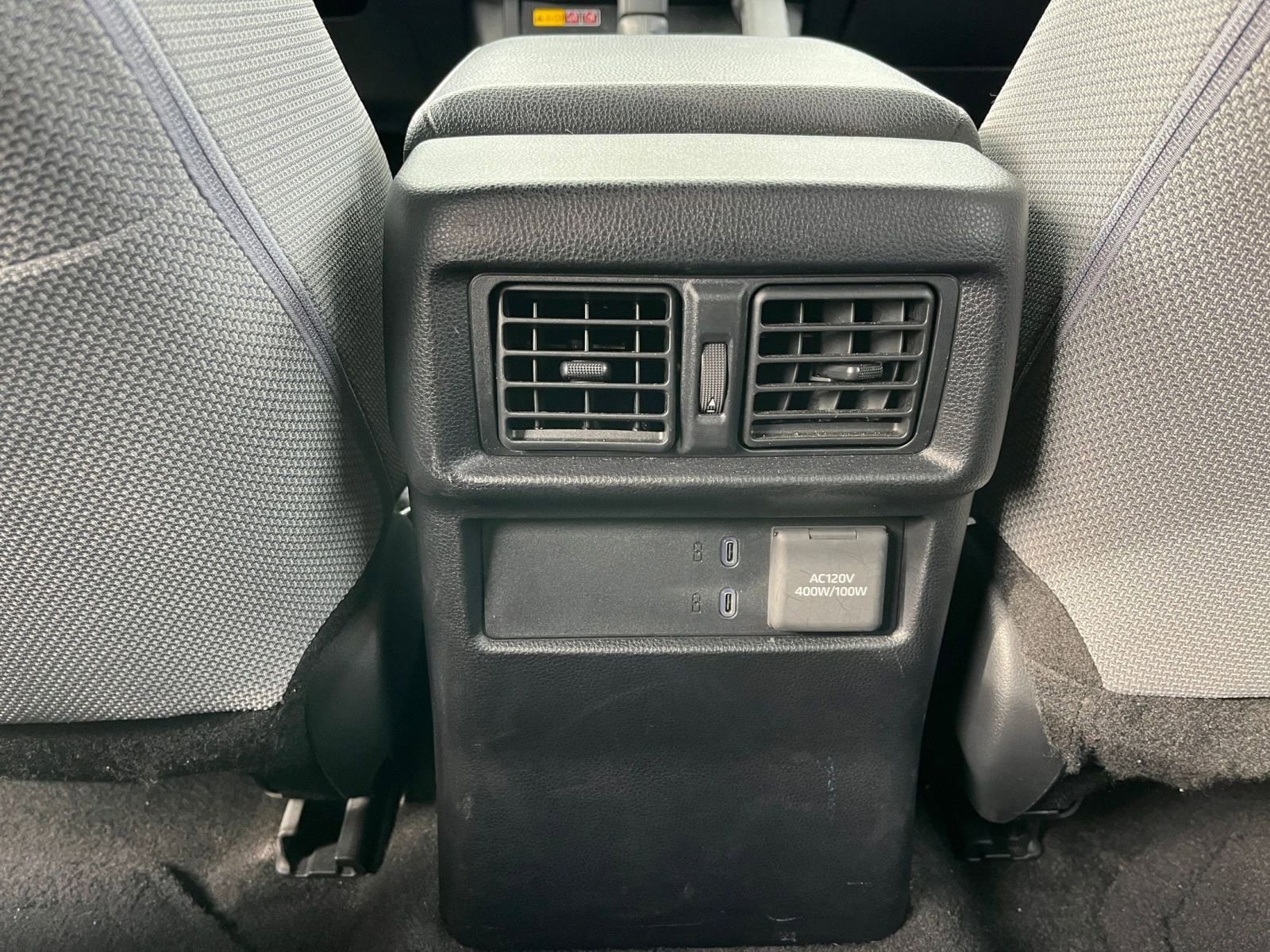 Thumbnail: 2025 Toyota 4Runner - 25