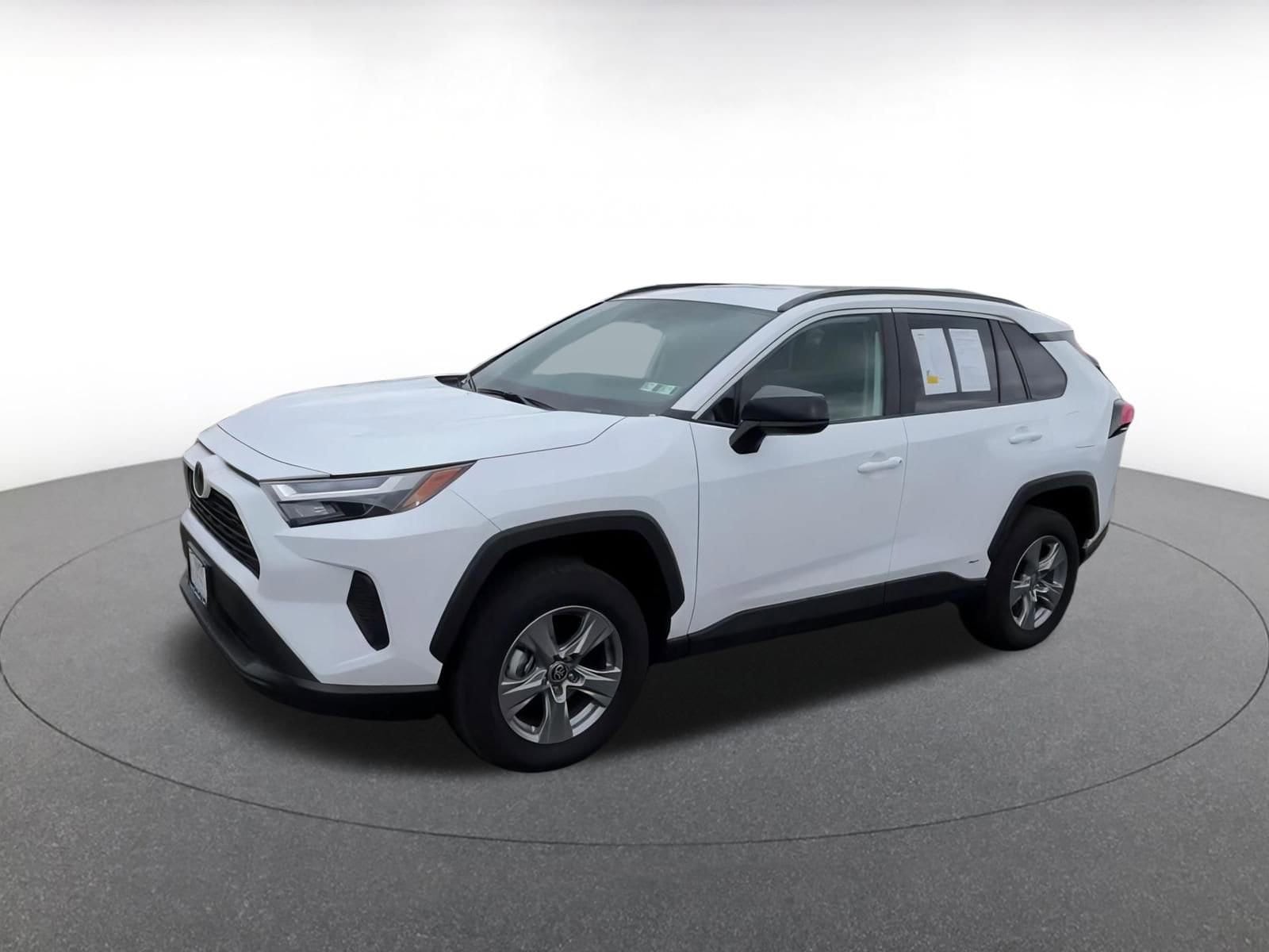 Thumbnail: 2025 Toyota RAV4 - 7