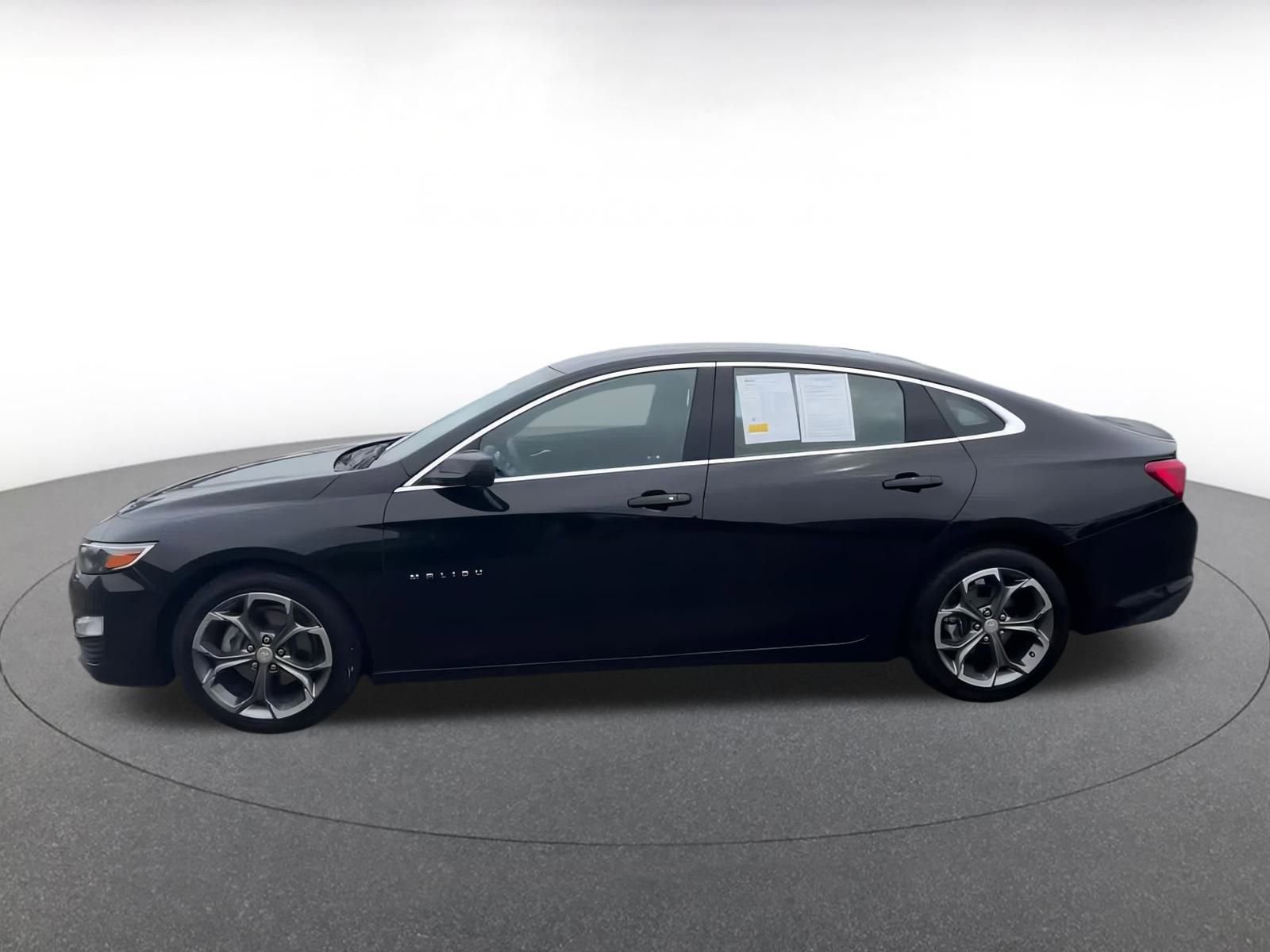 Thumbnail: 2024 Chevrolet Malibu - 8