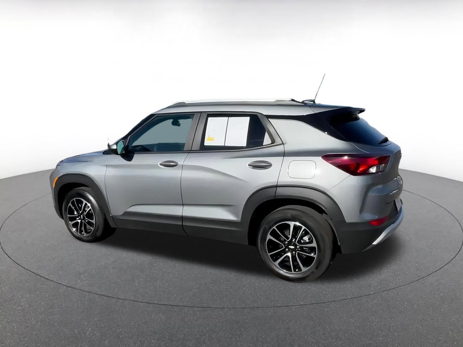 Thumbnail: 2025 Chevrolet TrailBlazer - 10