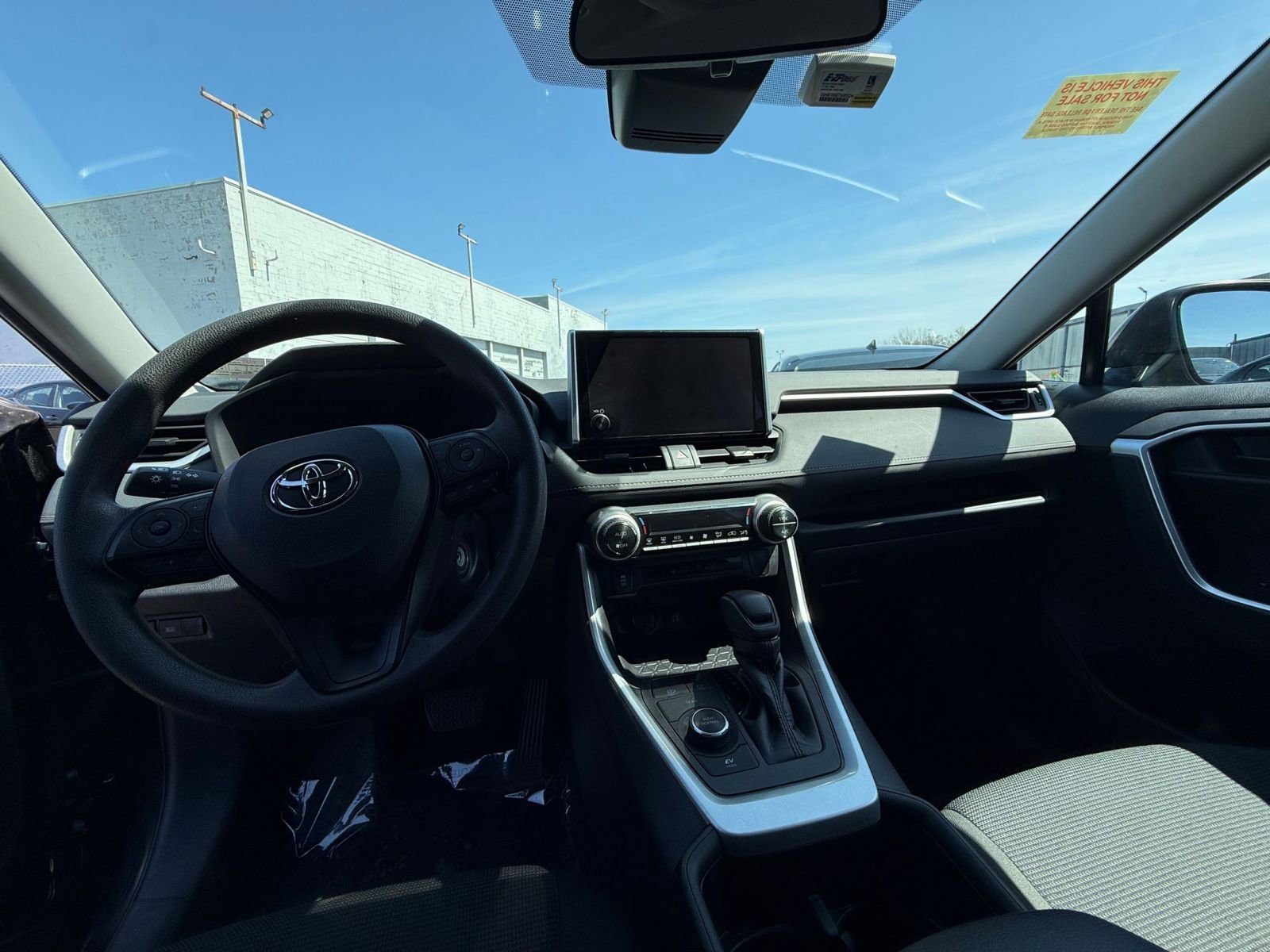 Thumbnail: 2025 Toyota RAV4 - 30