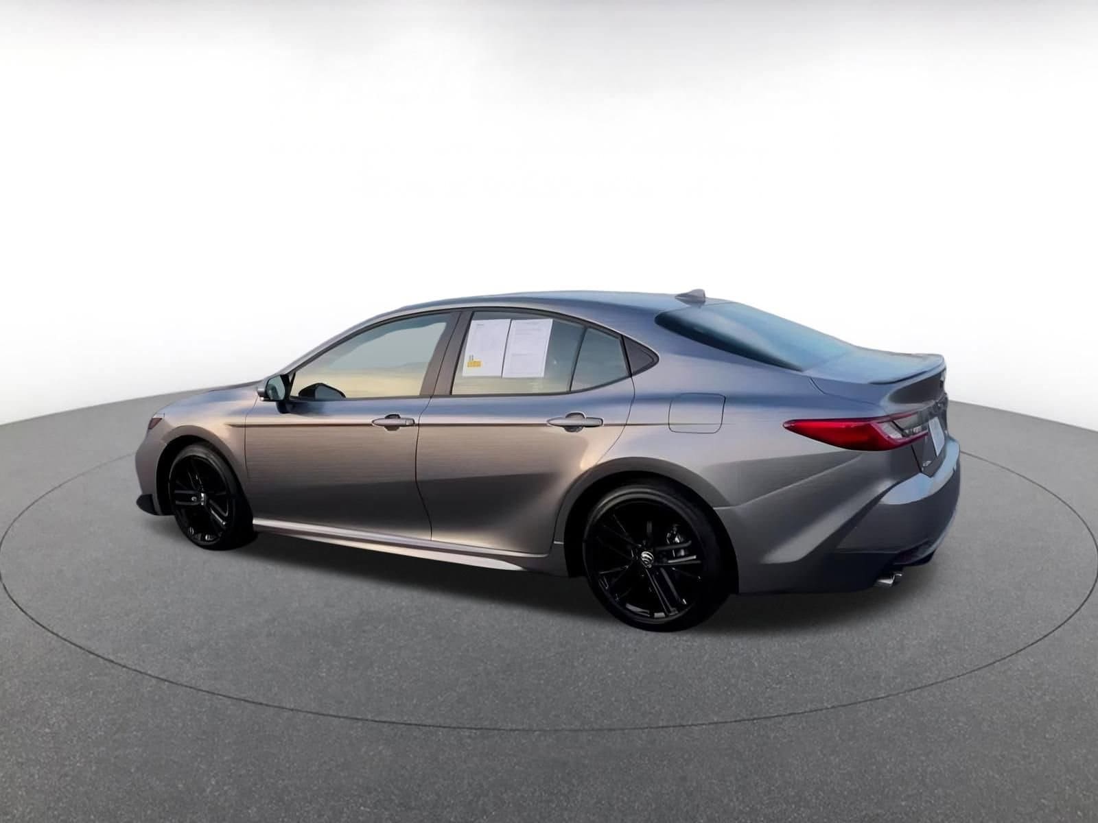 Thumbnail: 2025 Toyota Camry - 11