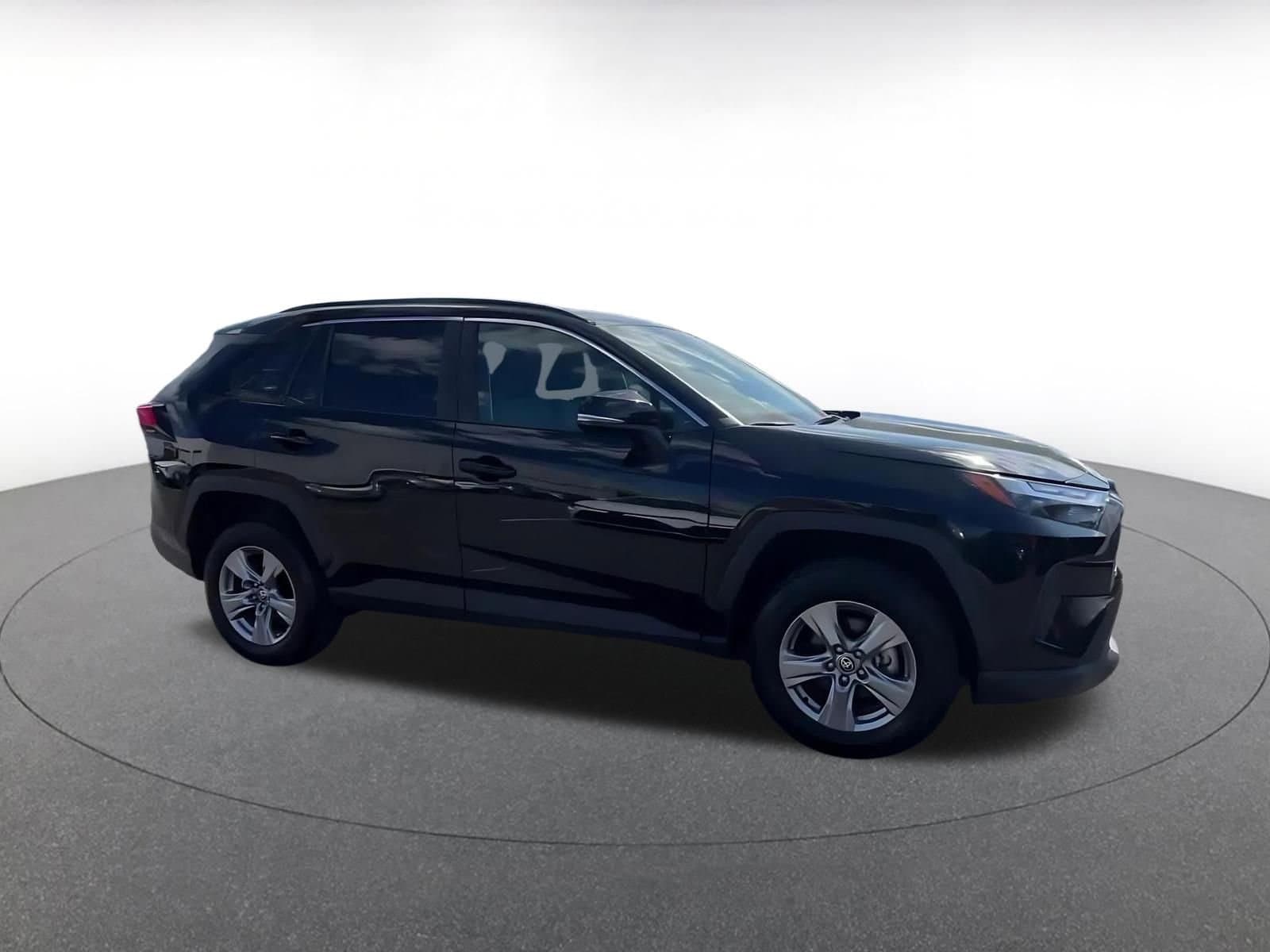 Thumbnail: 2025 Toyota RAV4 - 2
