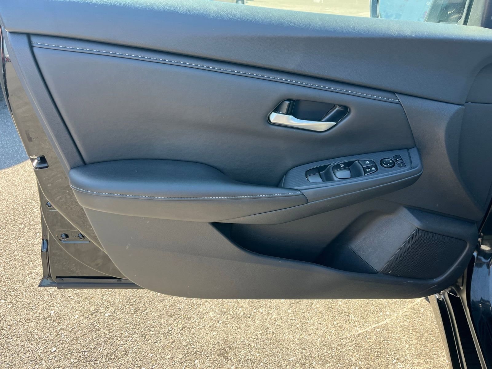 Thumbnail: 2025 Nissan Sentra - 18