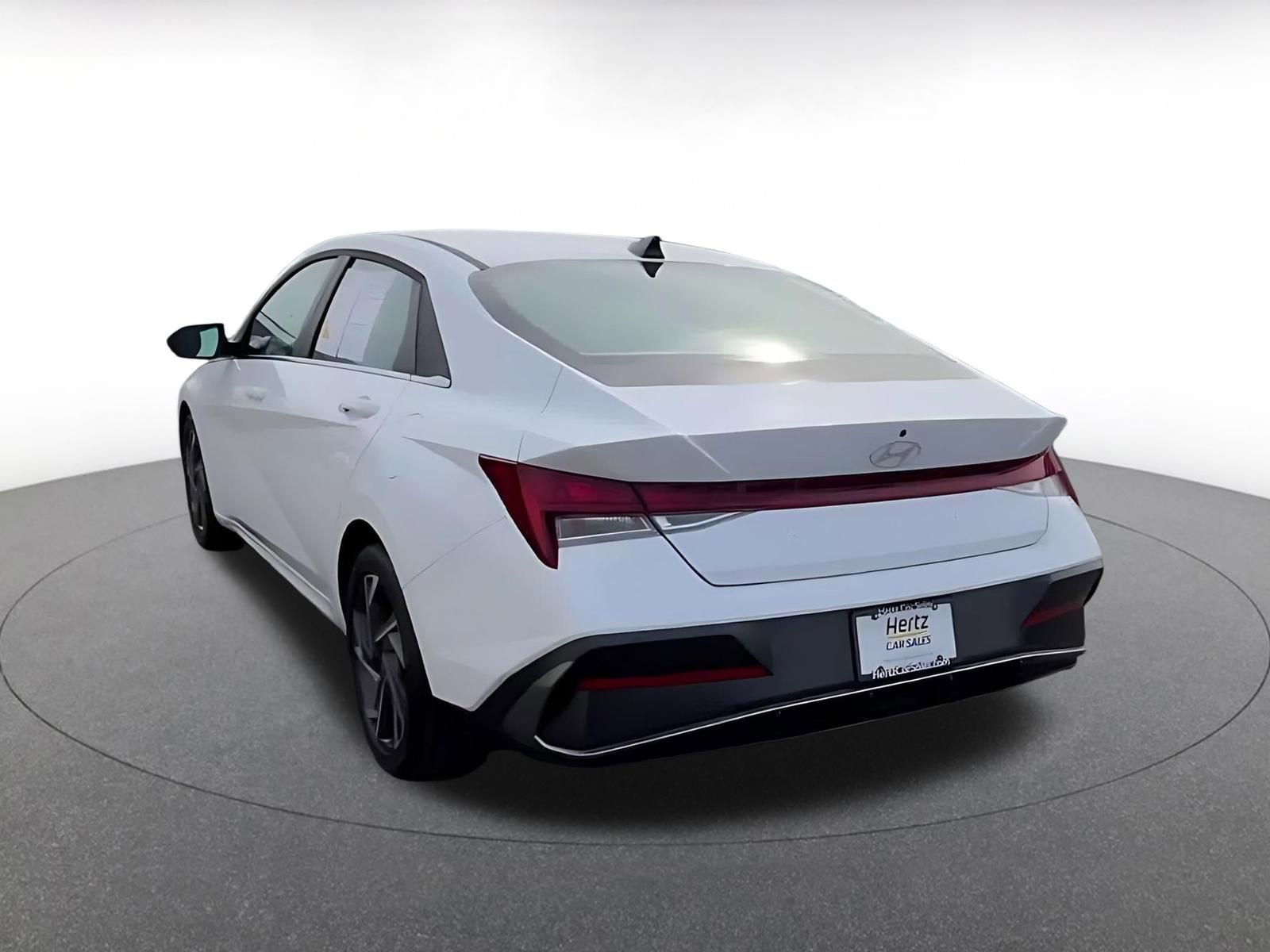 Thumbnail: 2025 Hyundai Elantra - 11