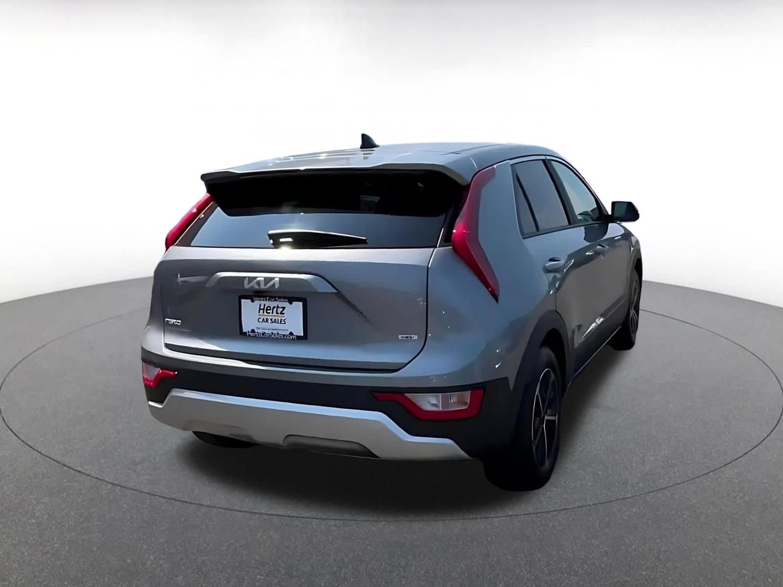 Thumbnail: 2026 Kia Niro - 13
