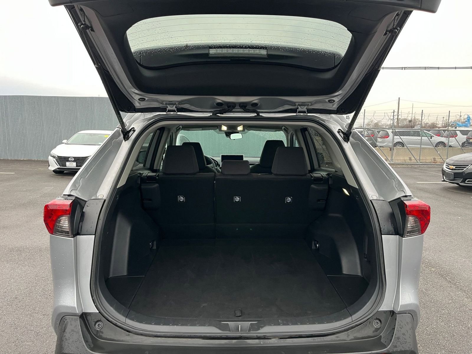 Thumbnail: 2025 Toyota RAV4 - 30