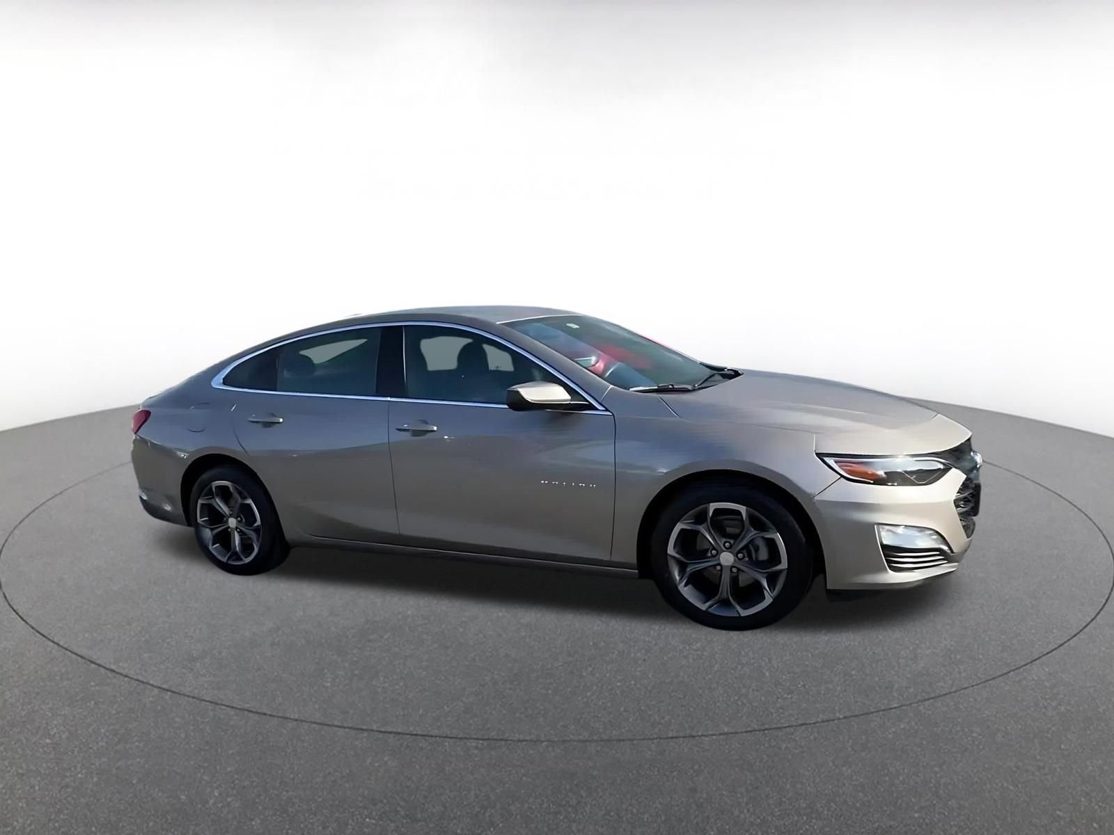 Thumbnail: 2024 Chevrolet Malibu - 2