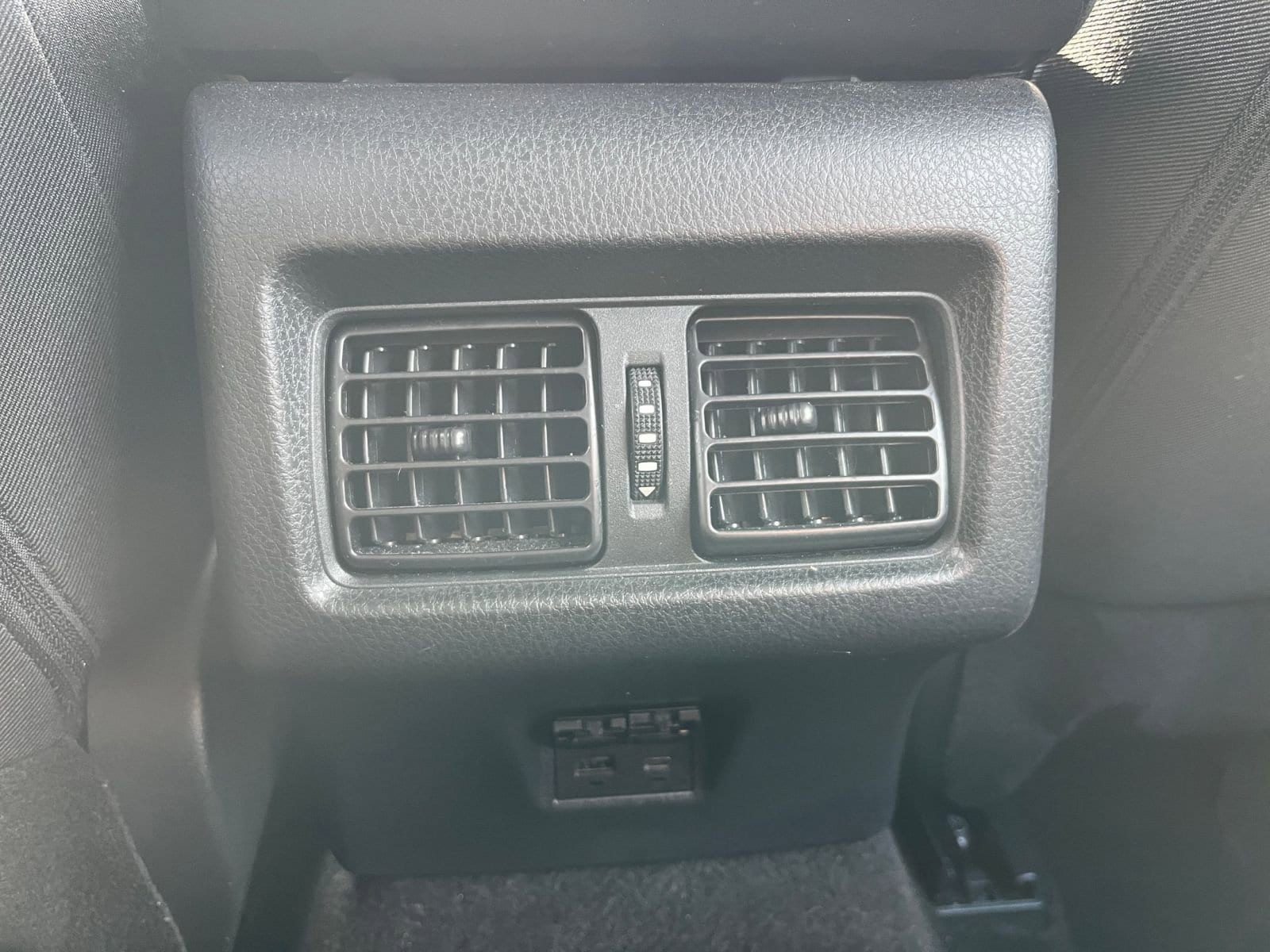 Thumbnail: 2025 Toyota Camry - 23