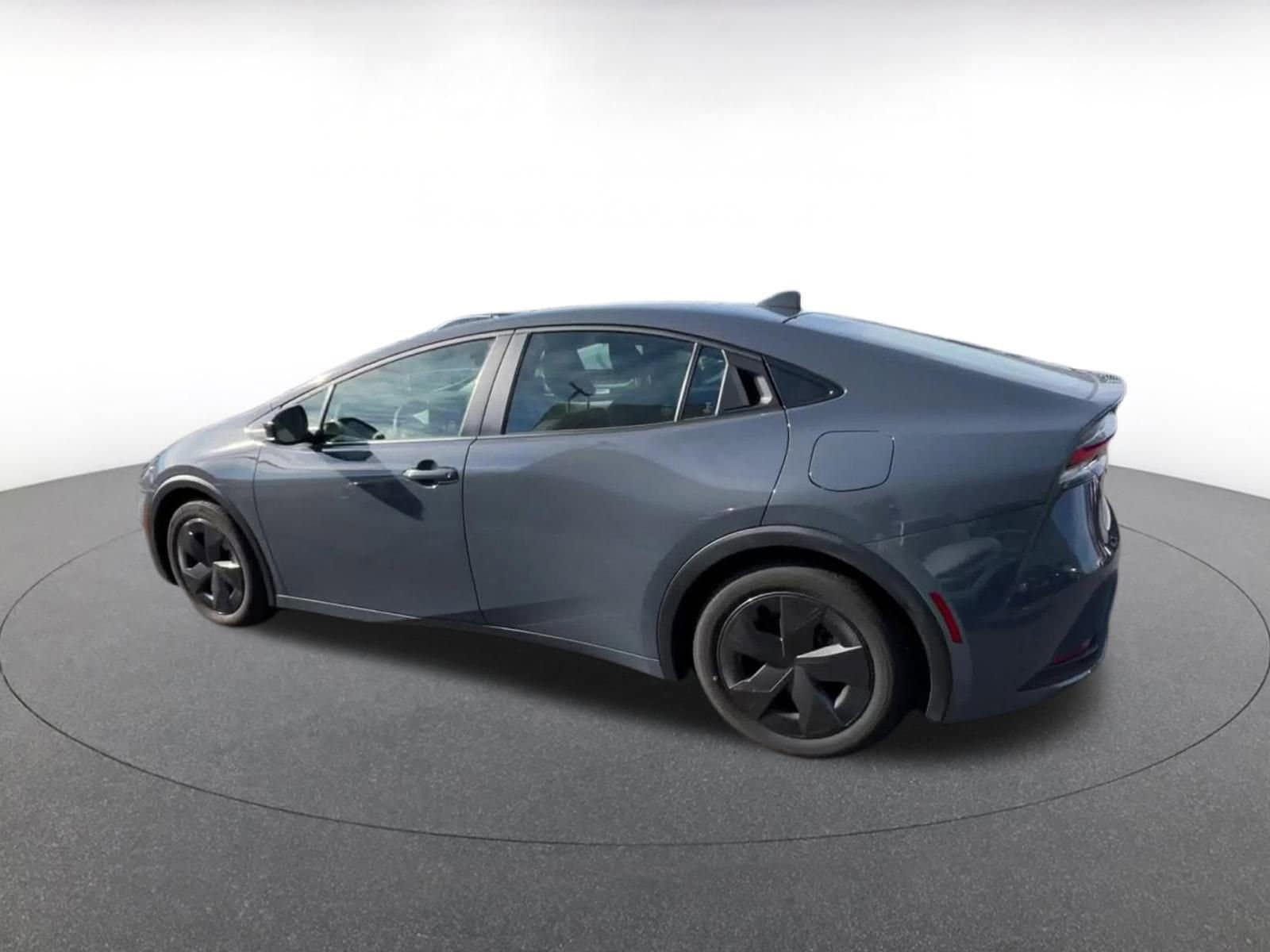 Thumbnail: 2025 Toyota Prius - 10