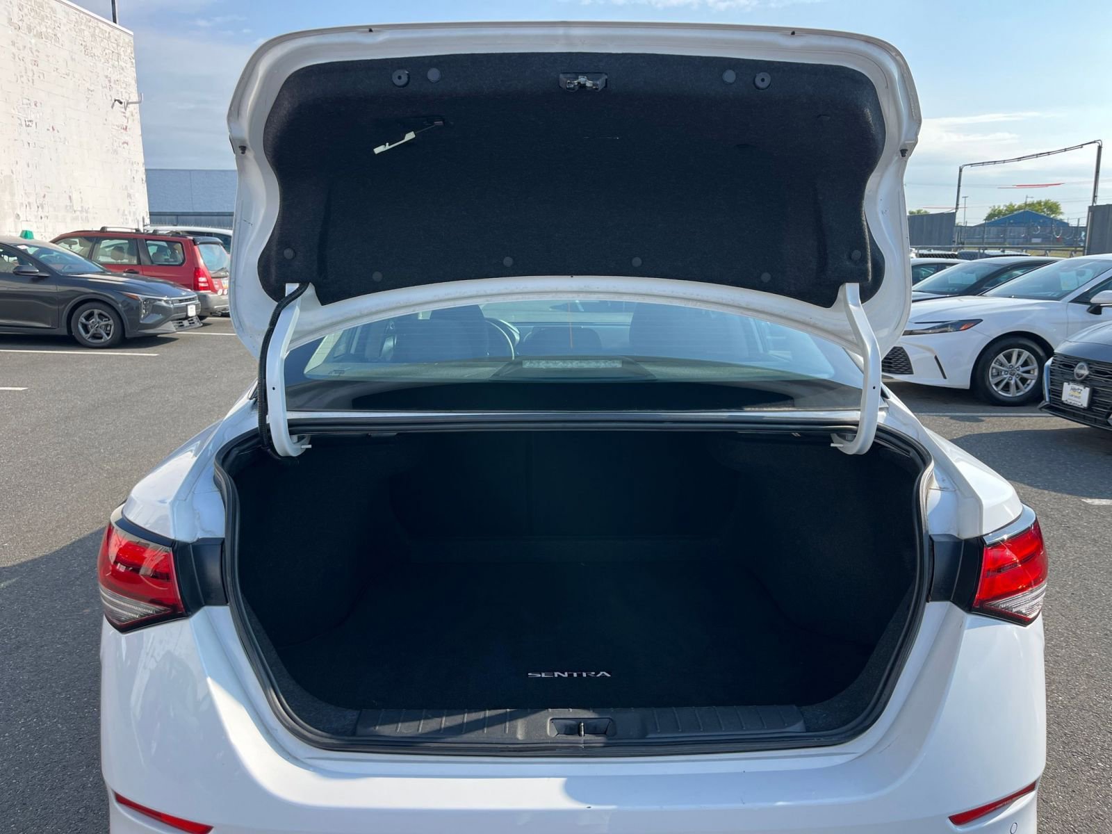 Thumbnail: 2025 Nissan Sentra - 29