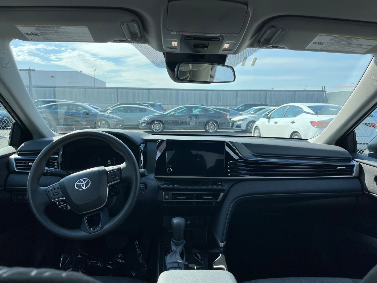 Thumbnail: 2025 Toyota Camry - 32