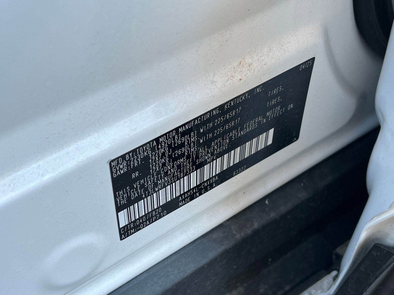 Thumbnail: 2025 Toyota RAV4 - 28