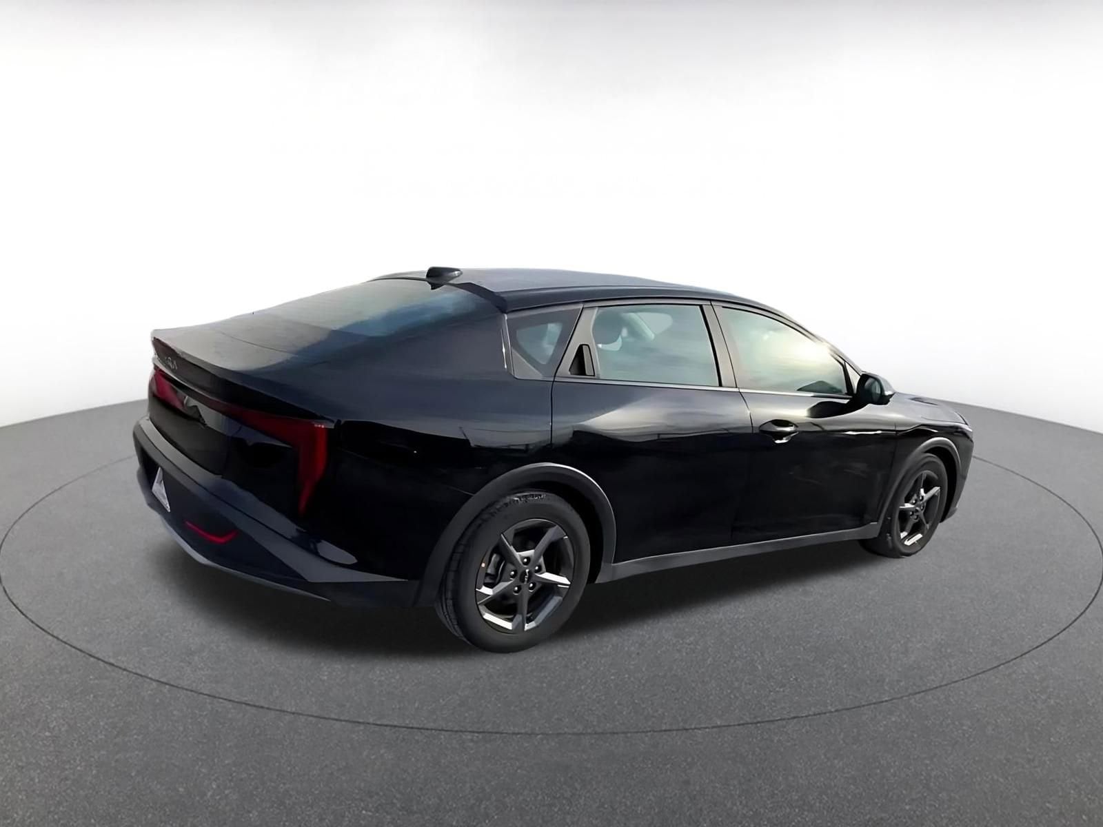 Thumbnail: 2025 Kia K4 - 15